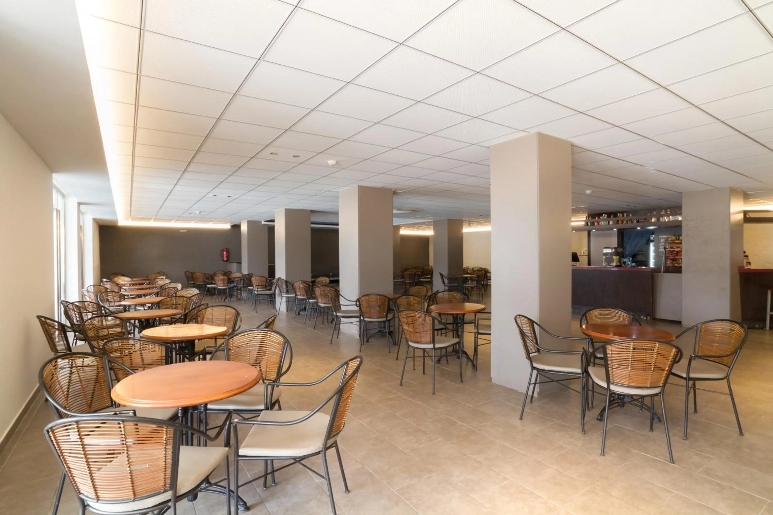 Seating area in Ibersol Playa Dorada