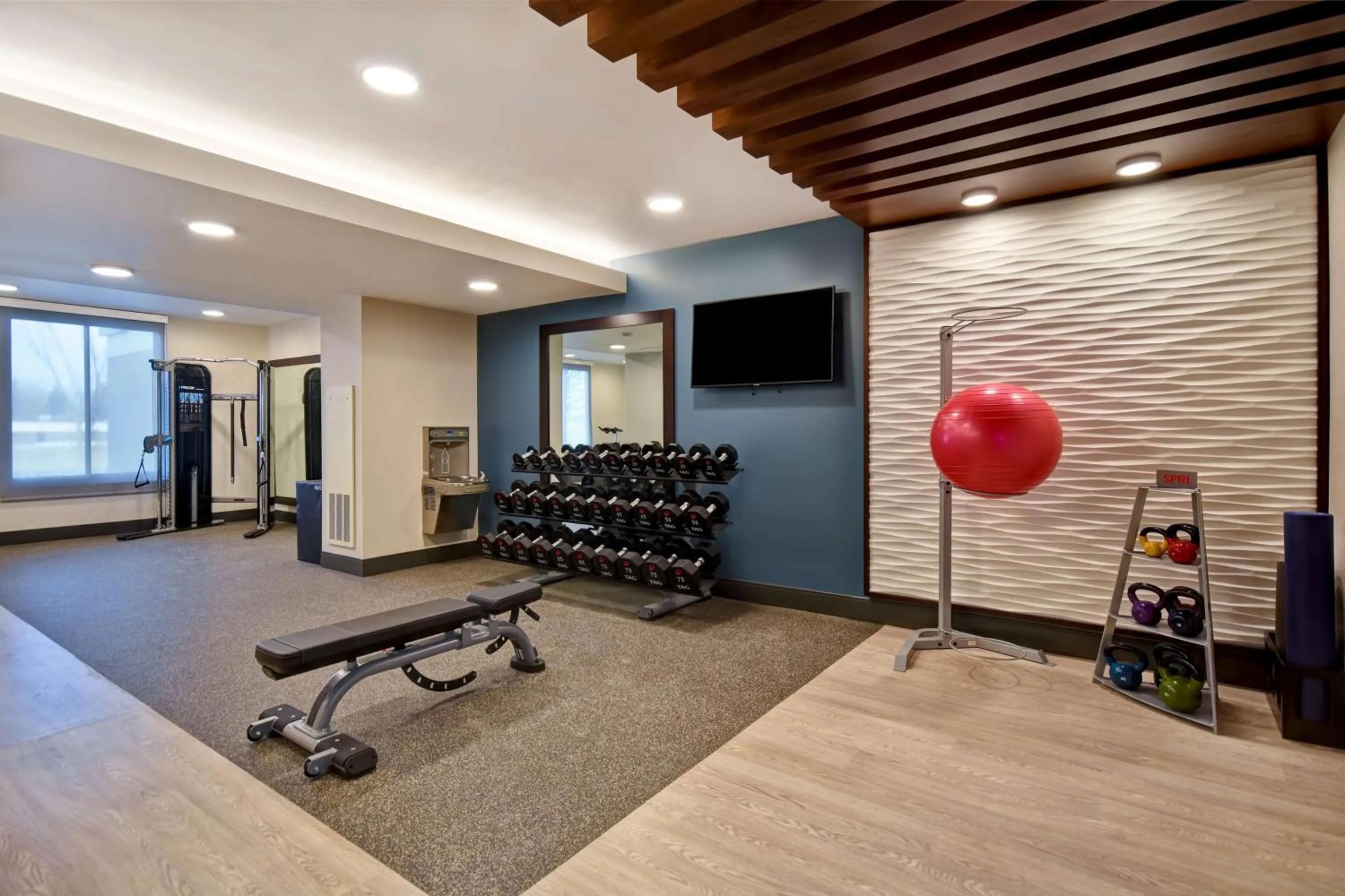 Fitness centre/facilities in Embassy Suites Syracuse