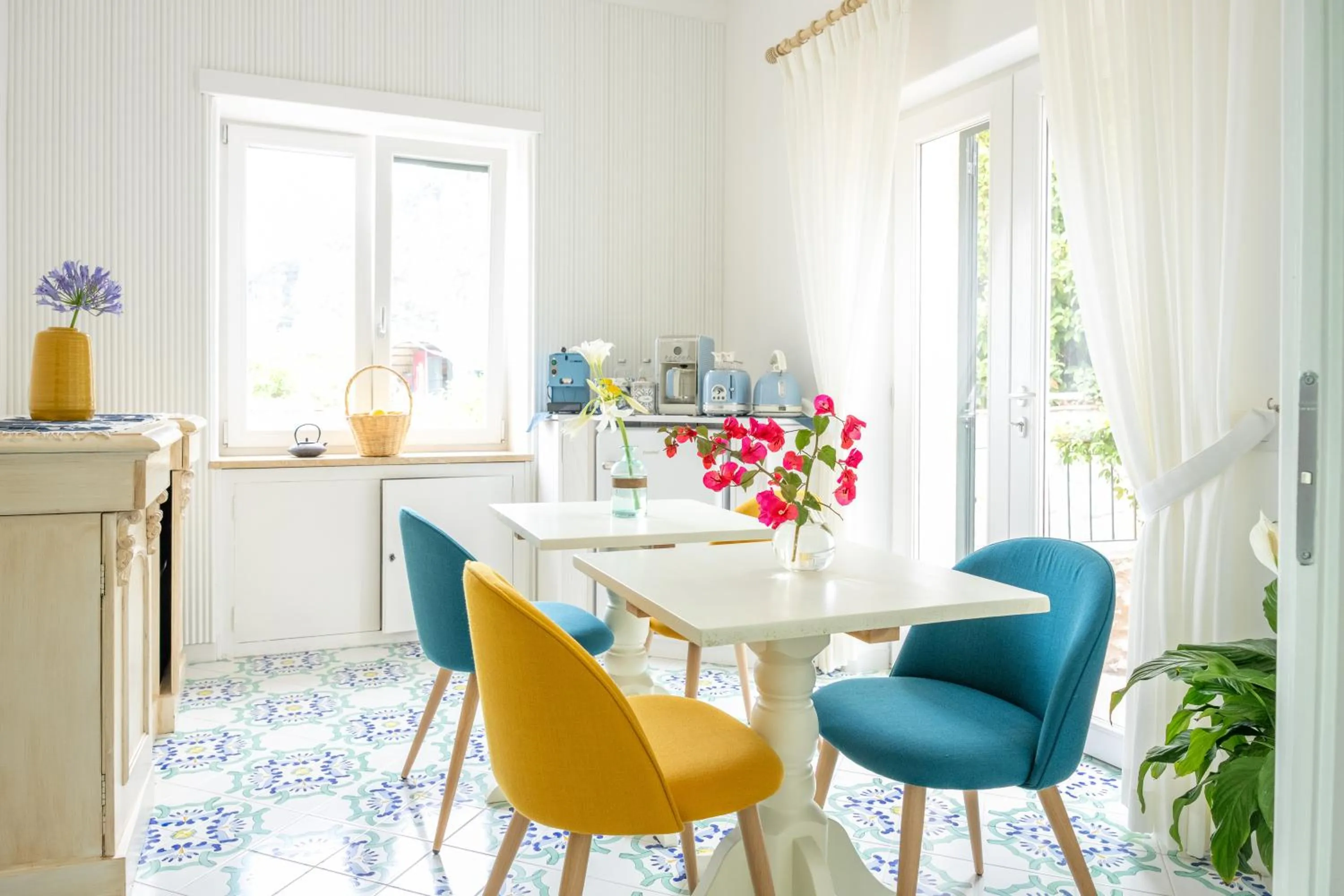 Dining area in B&B L'Agapanto