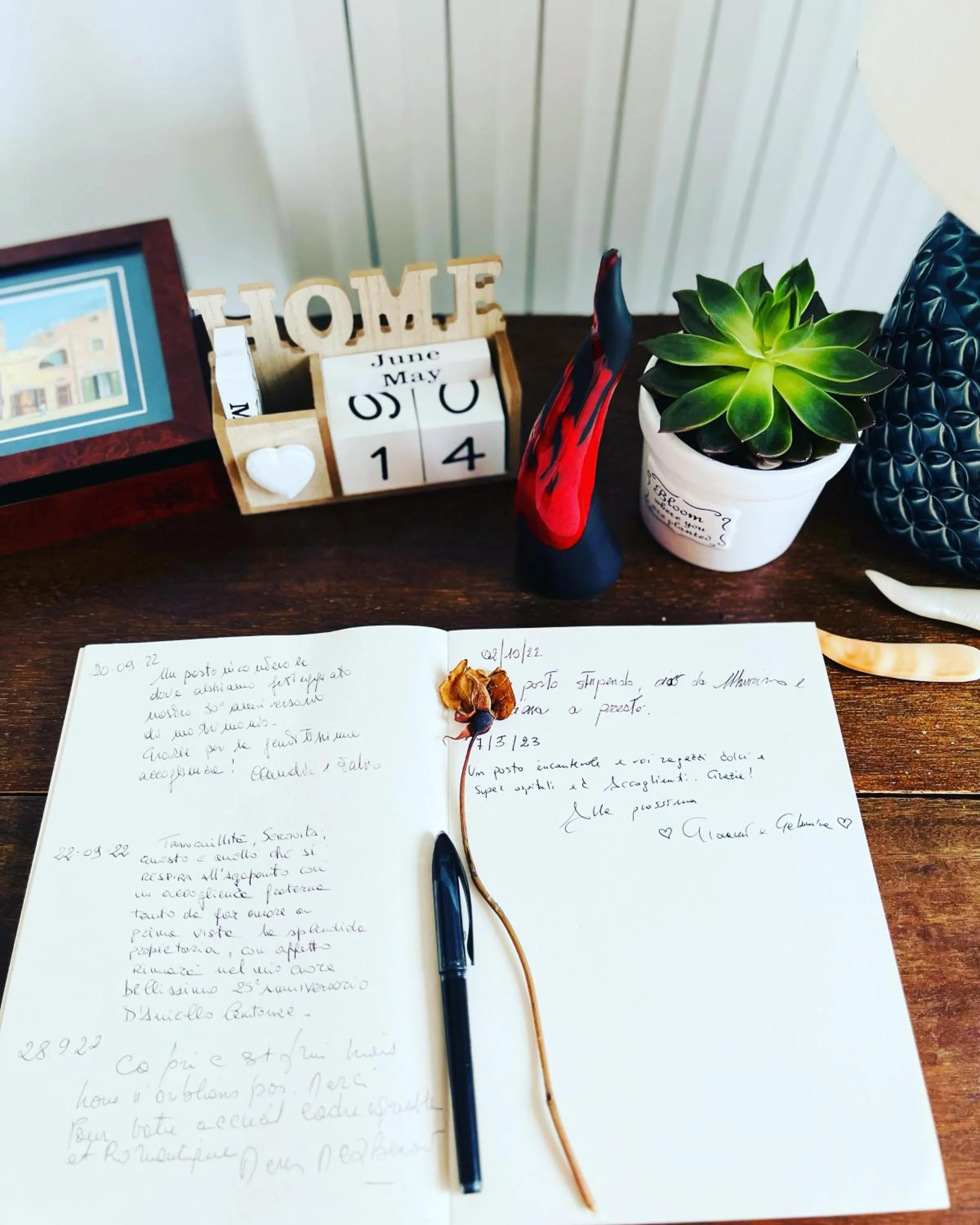 Communal lounge/ TV room in B&B L'Agapanto