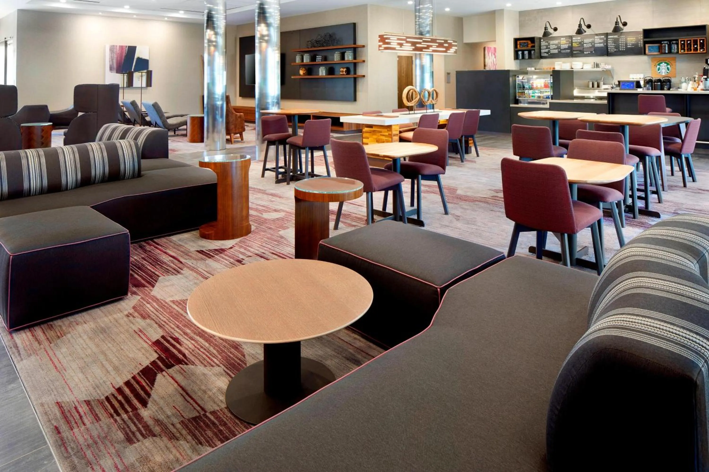 Lobby or reception in Courtyard by Marriott Houston Intercontinental Airport