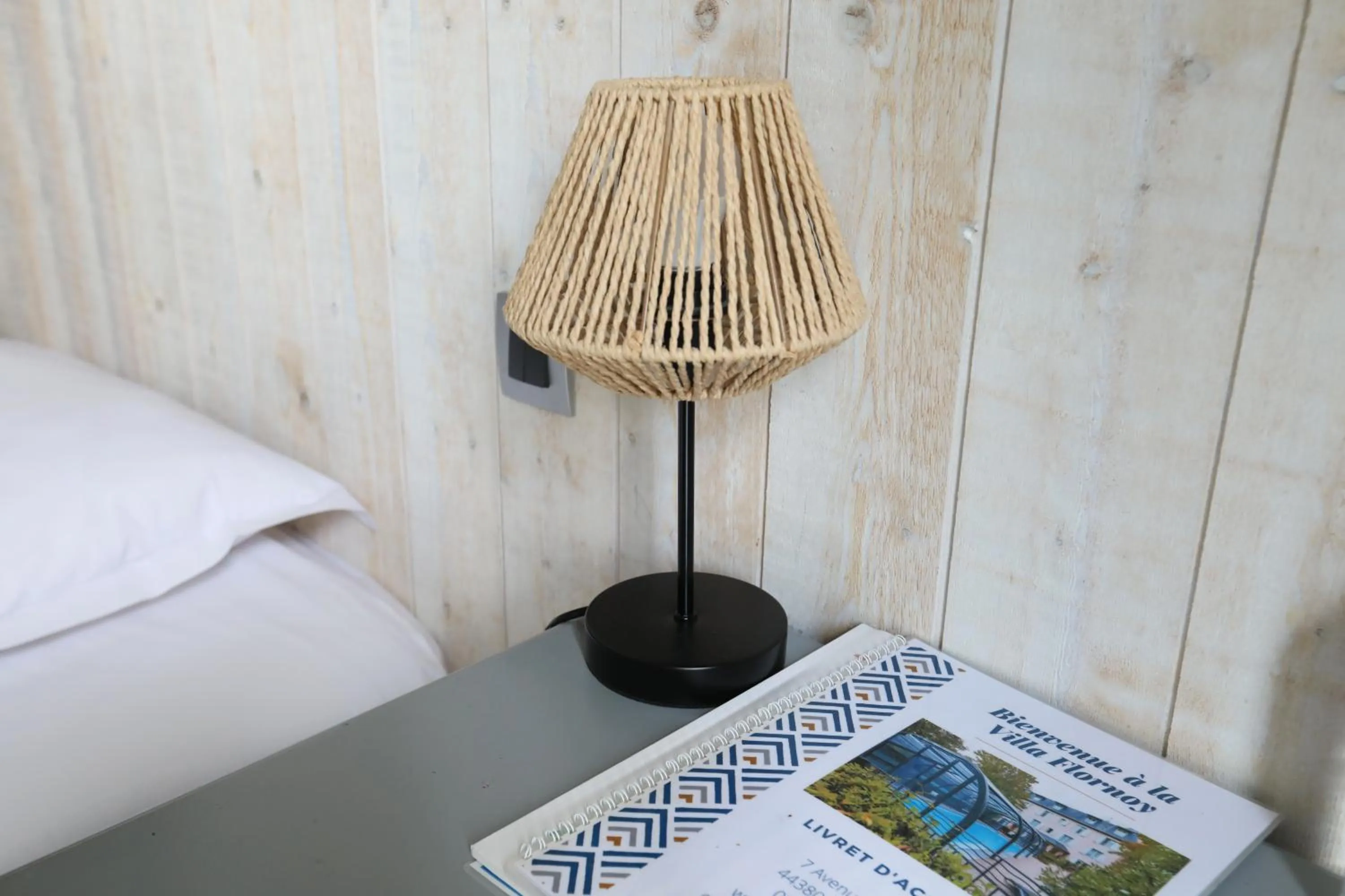 Photo of the whole room, Bed in Hôtel Villa Flornoy Pornichet Baie de la Baule