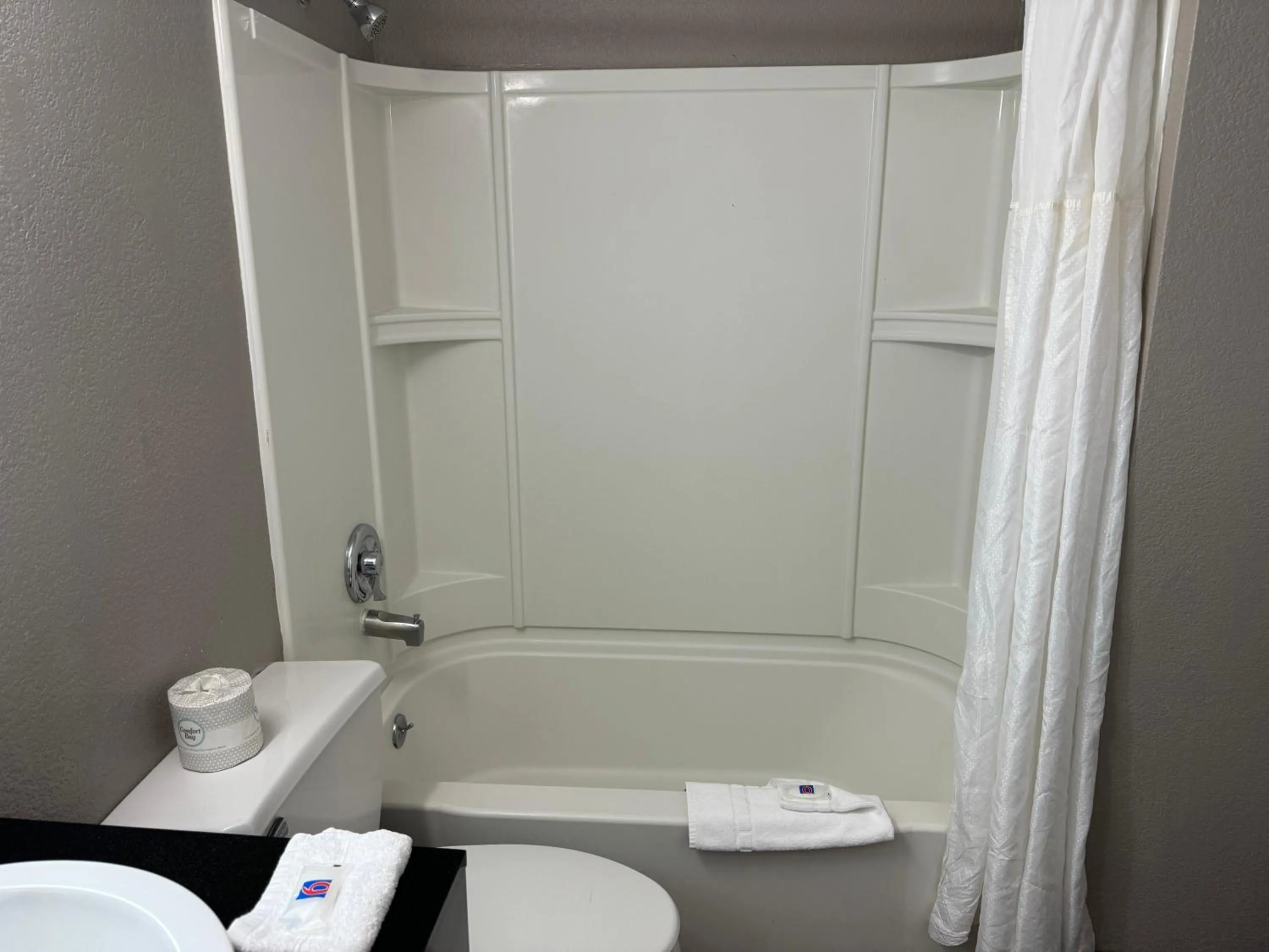 Bathroom in Motel 6 Hollywood