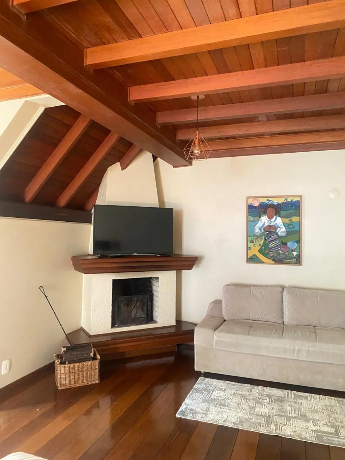 fireplace in Hotel Pousada Le Chateau