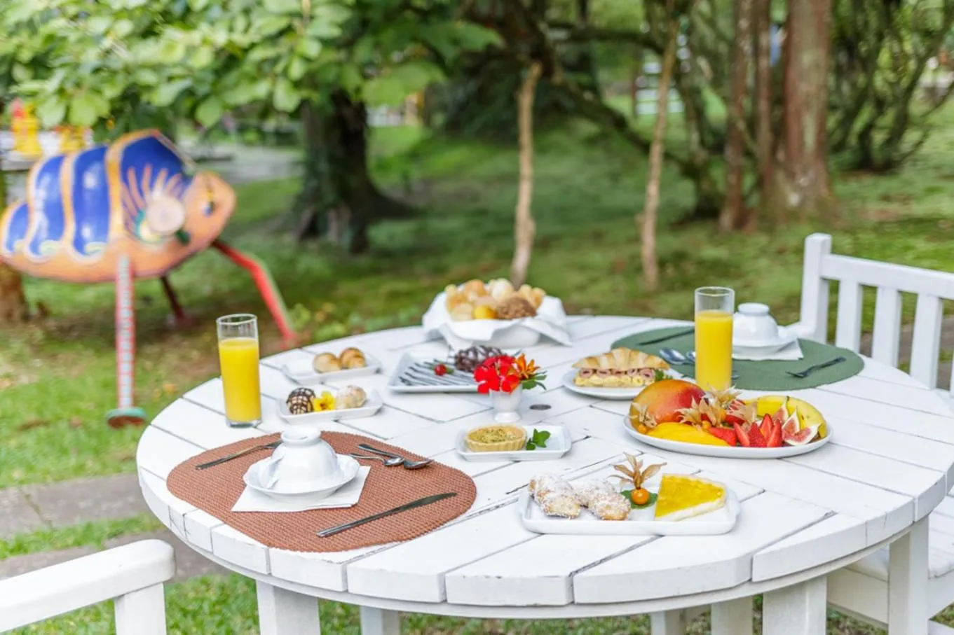 Day in Hotel Pousada Le Chateau