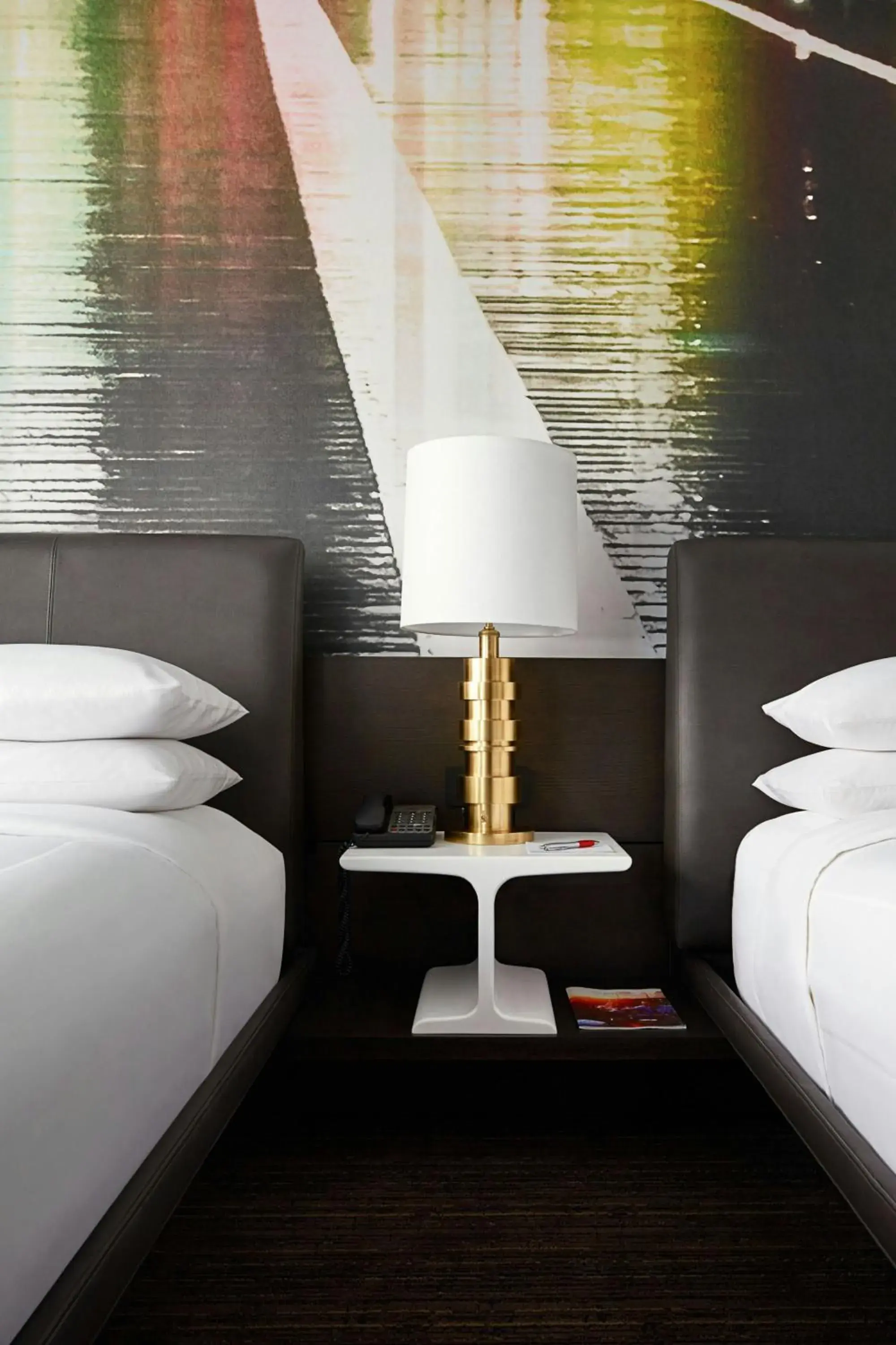 Double Room with Two Double Beds in New York Marriott at the Brooklyn Bridge Double Room with Two Double Beds in New York Marriott at the Brooklyn Bridge