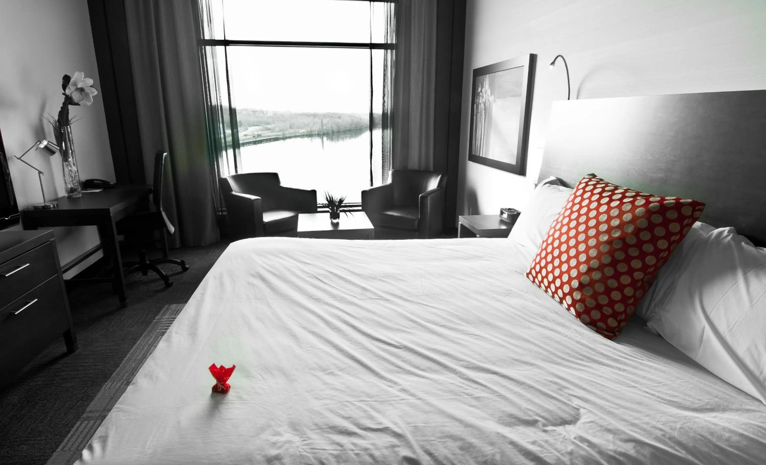 Bed in Grand Hotel Times Sherbrooke