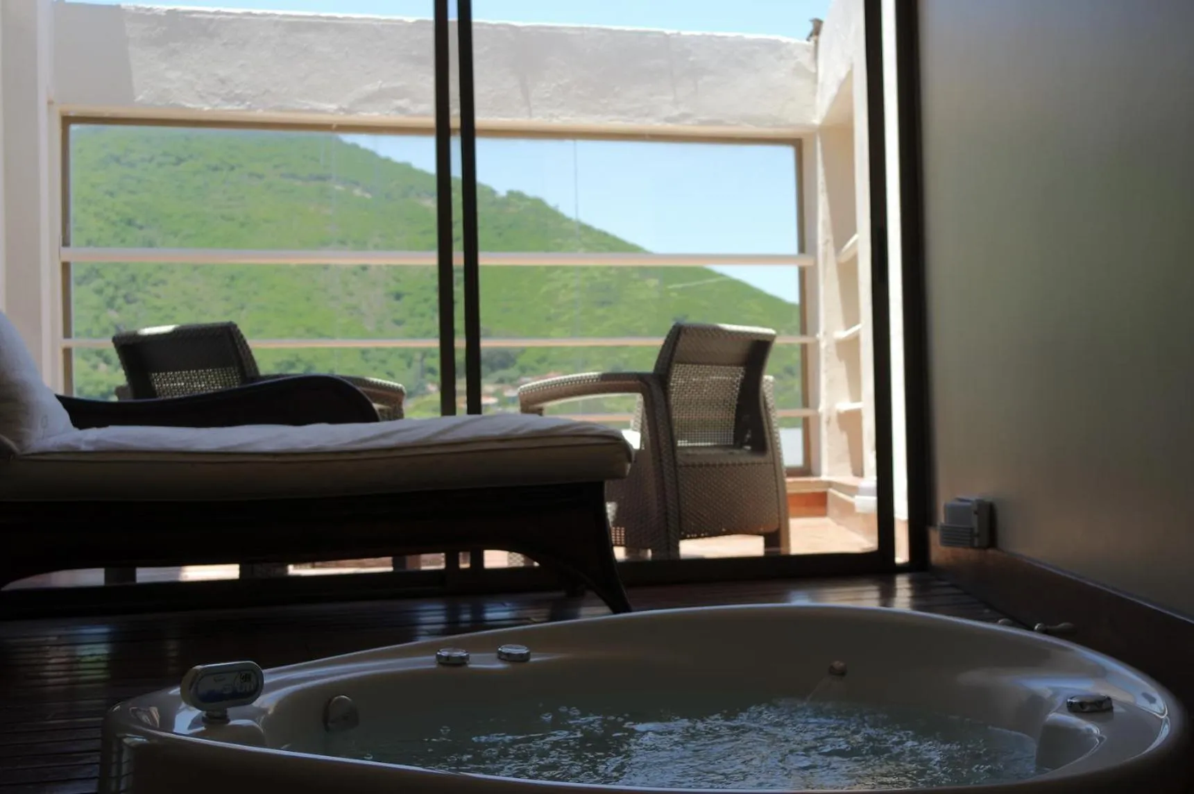 Hot Tub in Hotel Almería