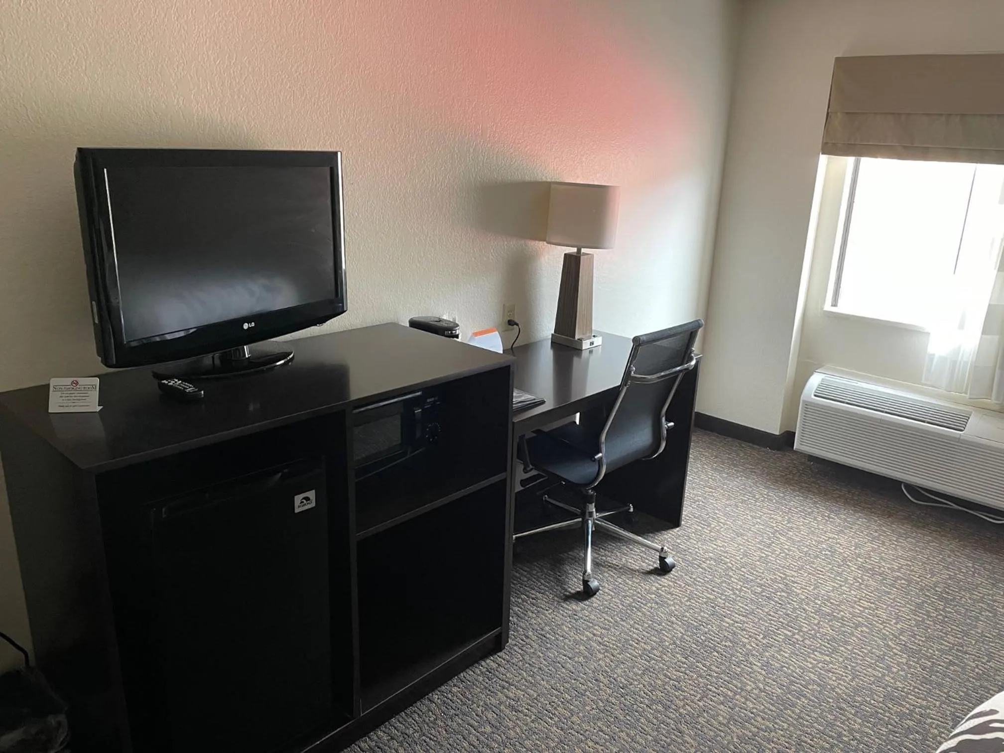 TV and multimedia in Sleep Inn & Suites near Sports World Blvd