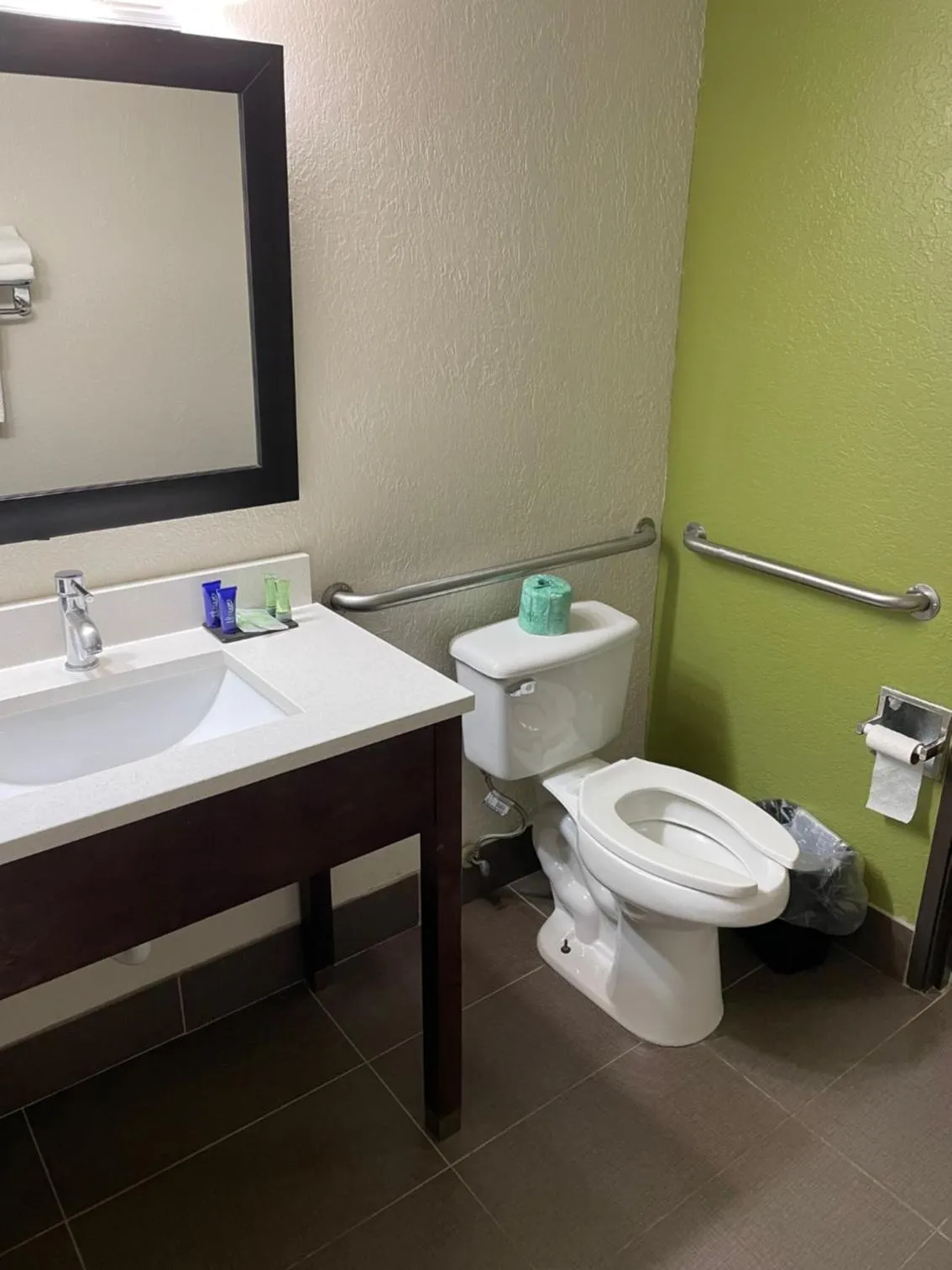 Bathroom in Sleep Inn & Suites near Sports World Blvd