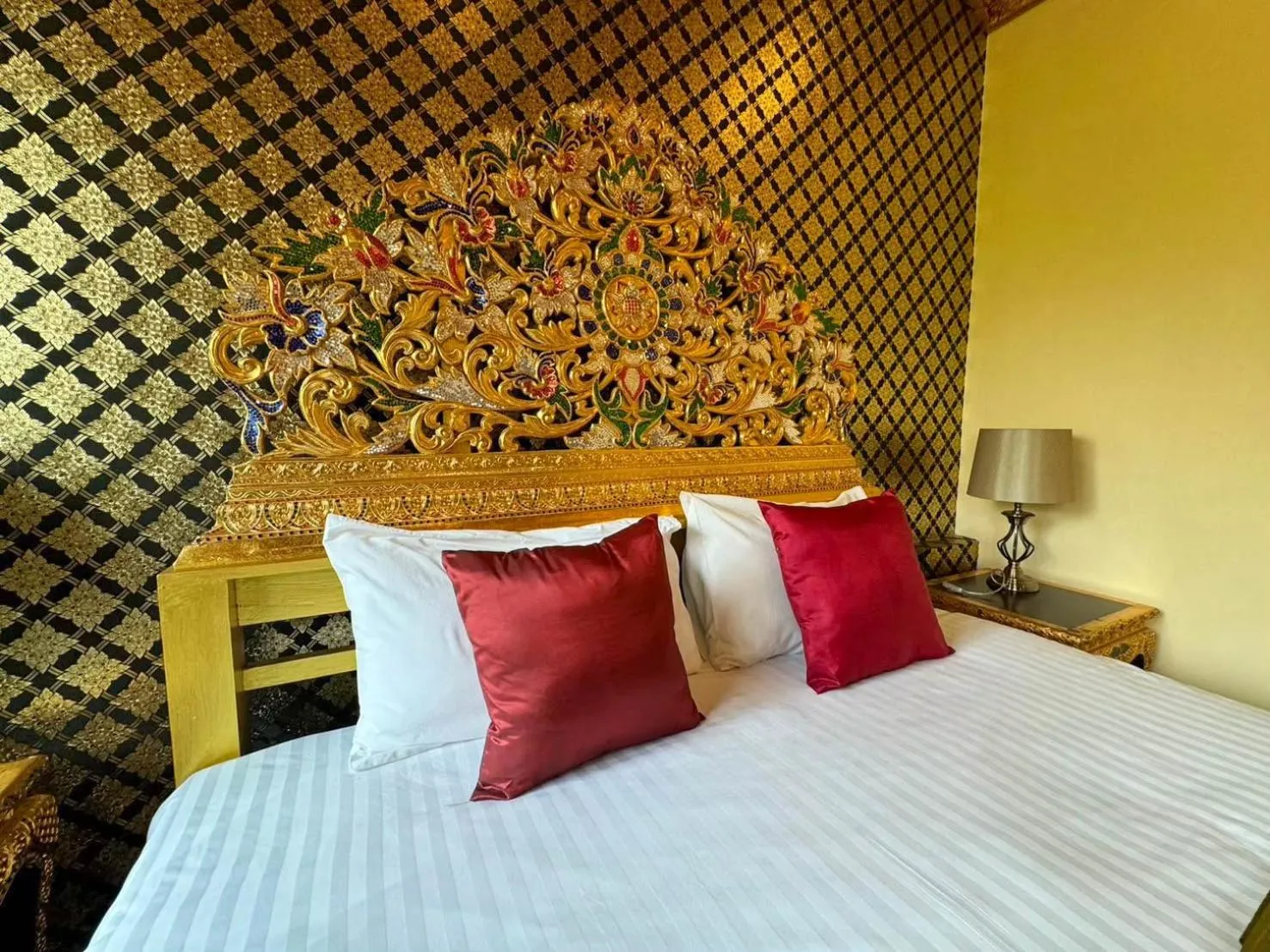 Bed in Phu Jaya Floresta Resort by ALPHATEL PARTNER