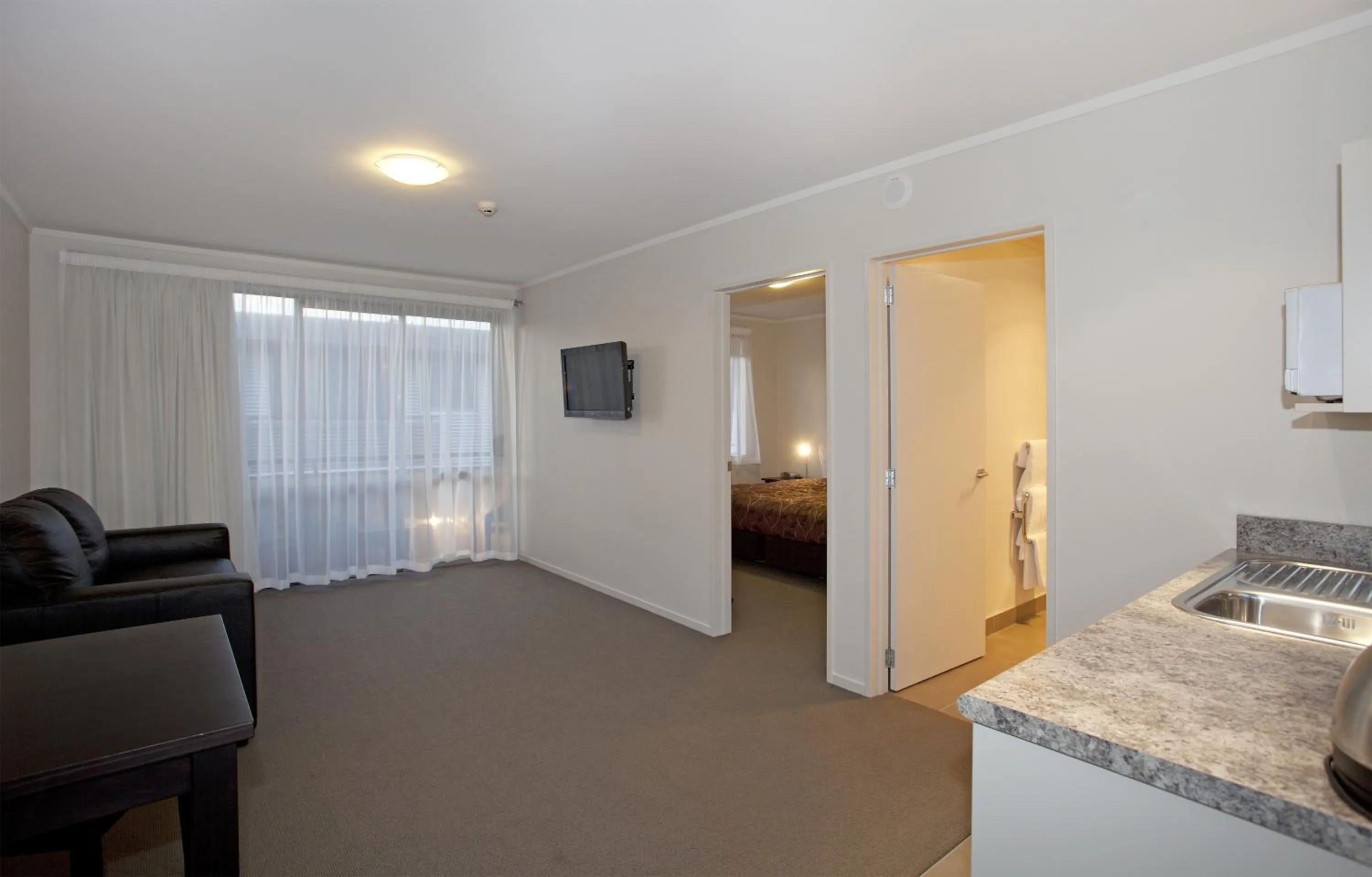 TV and multimedia, Bed in Atrium On Ulster