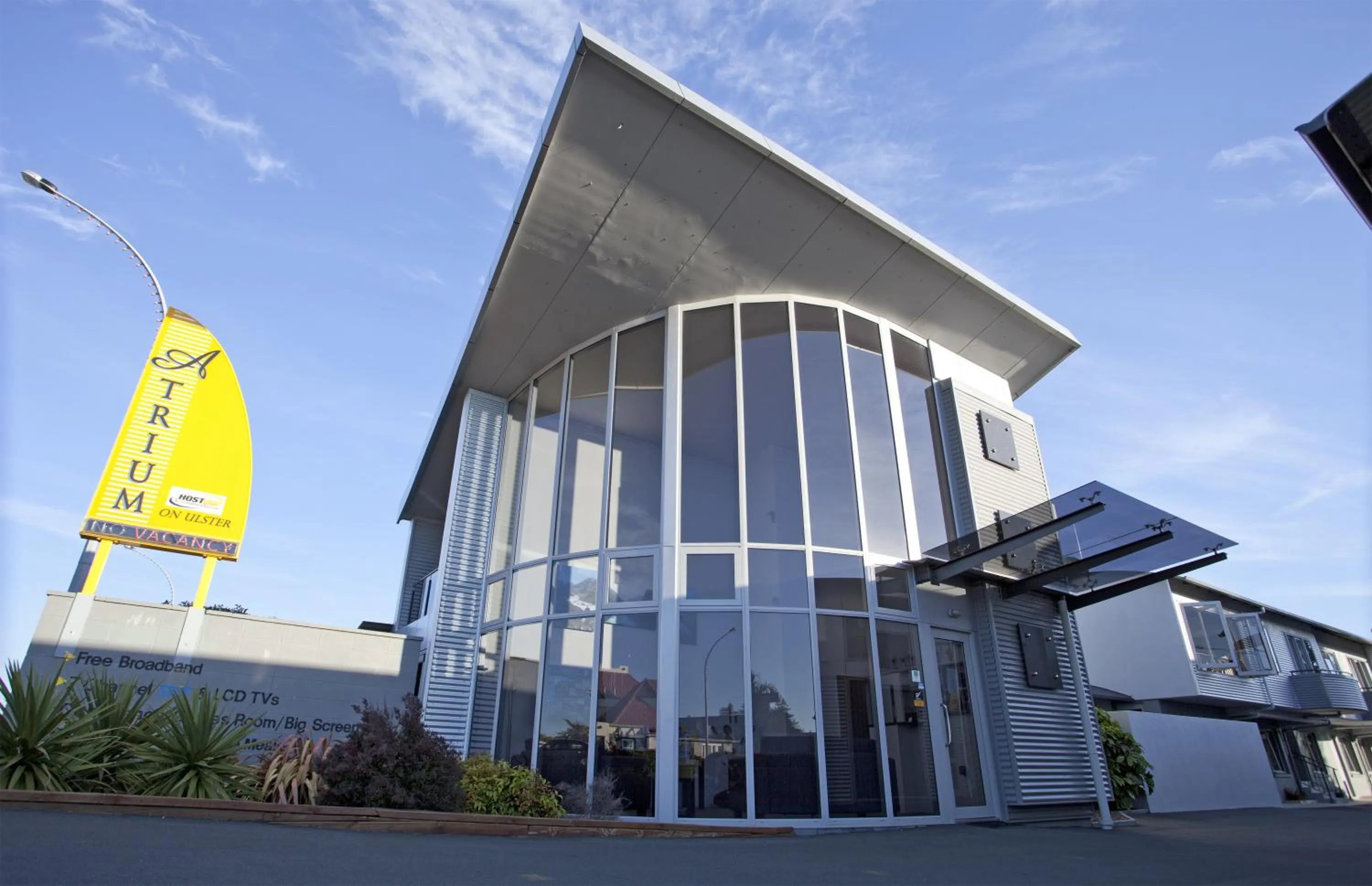 Property building in Atrium On Ulster