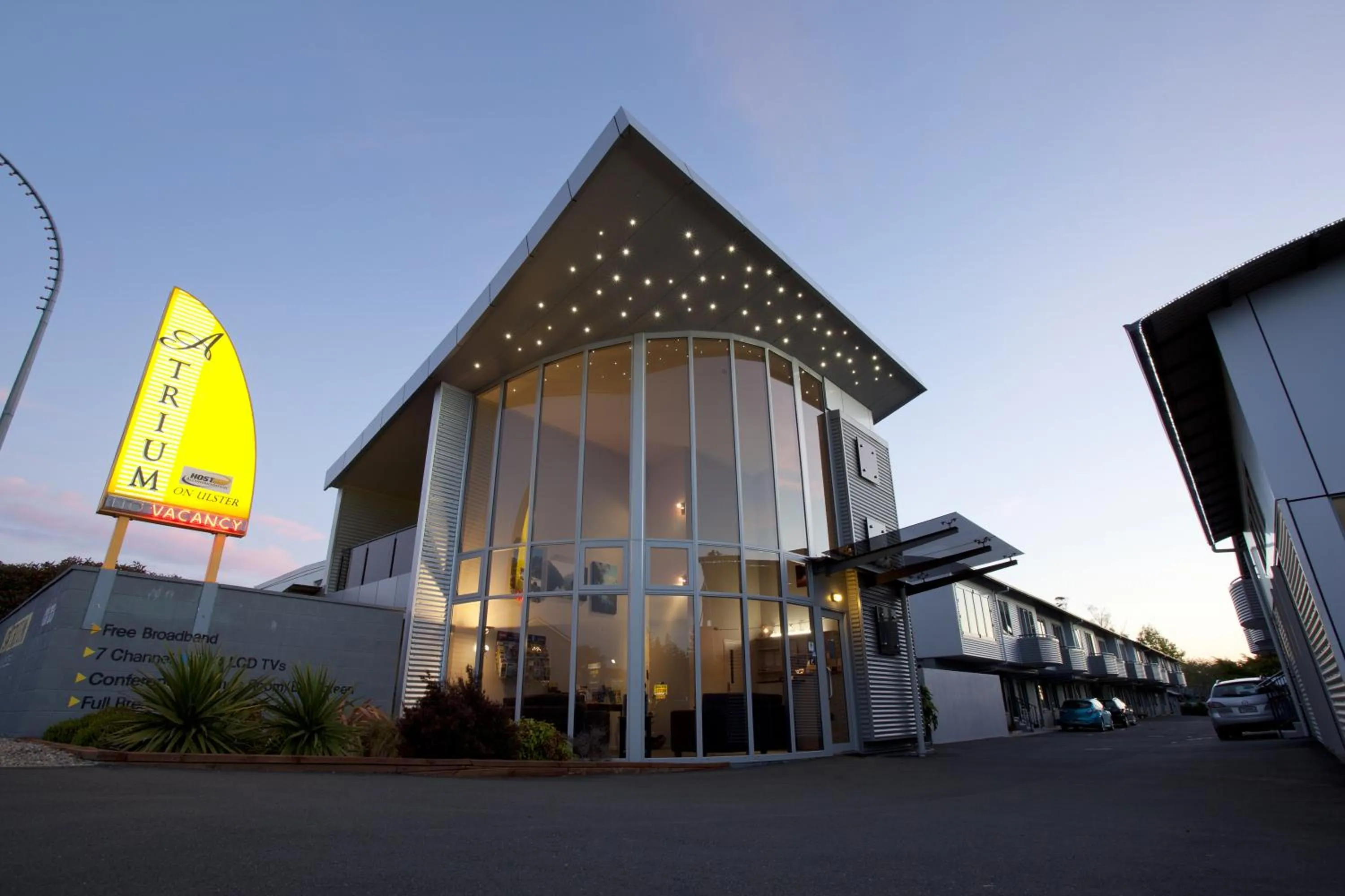 Facade/entrance in Atrium On Ulster
