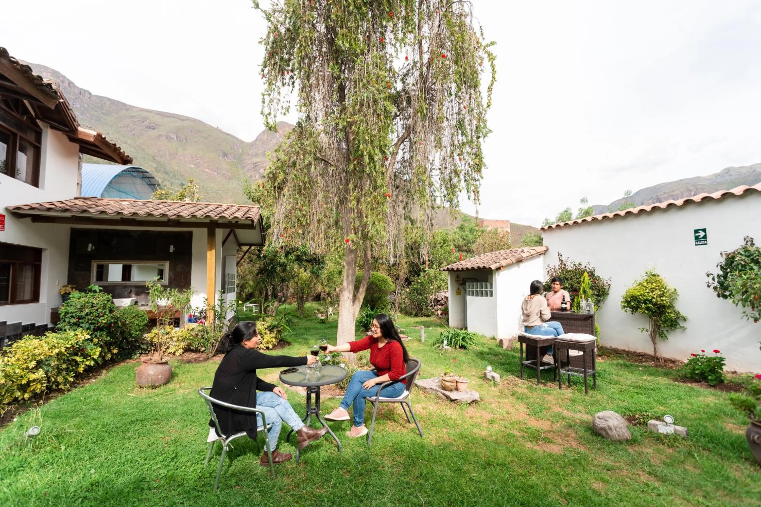 Patio in RHOUSE Calca