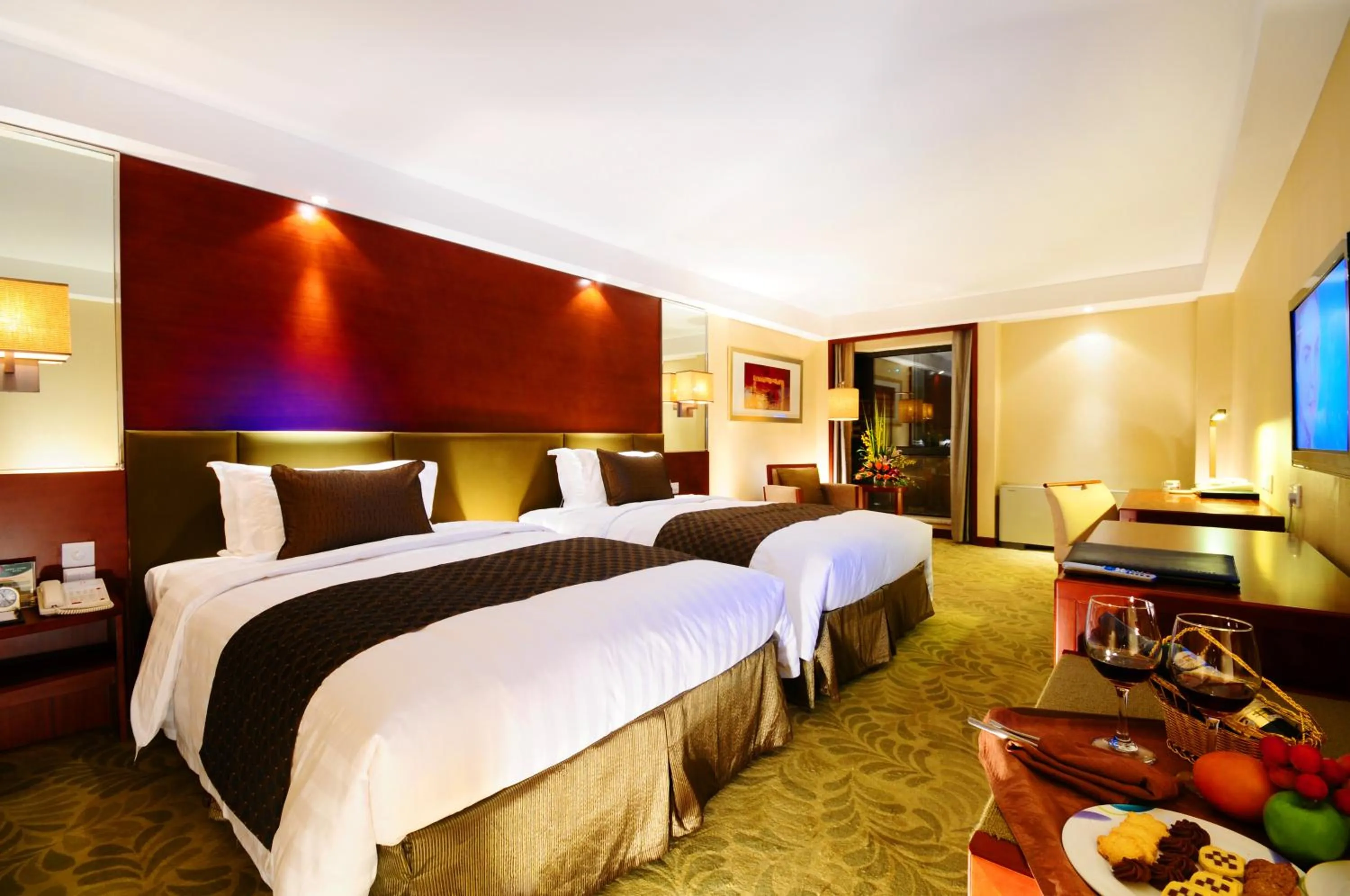 Bed in Jianguo Hotel Xi'an