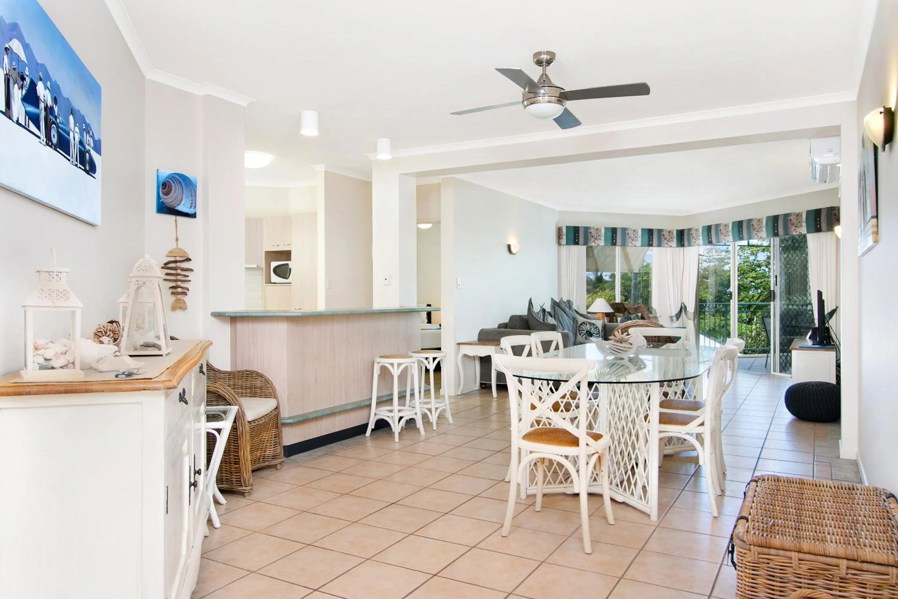 Kitchen or kitchenette in Trinity Waters Boutique Beachfront