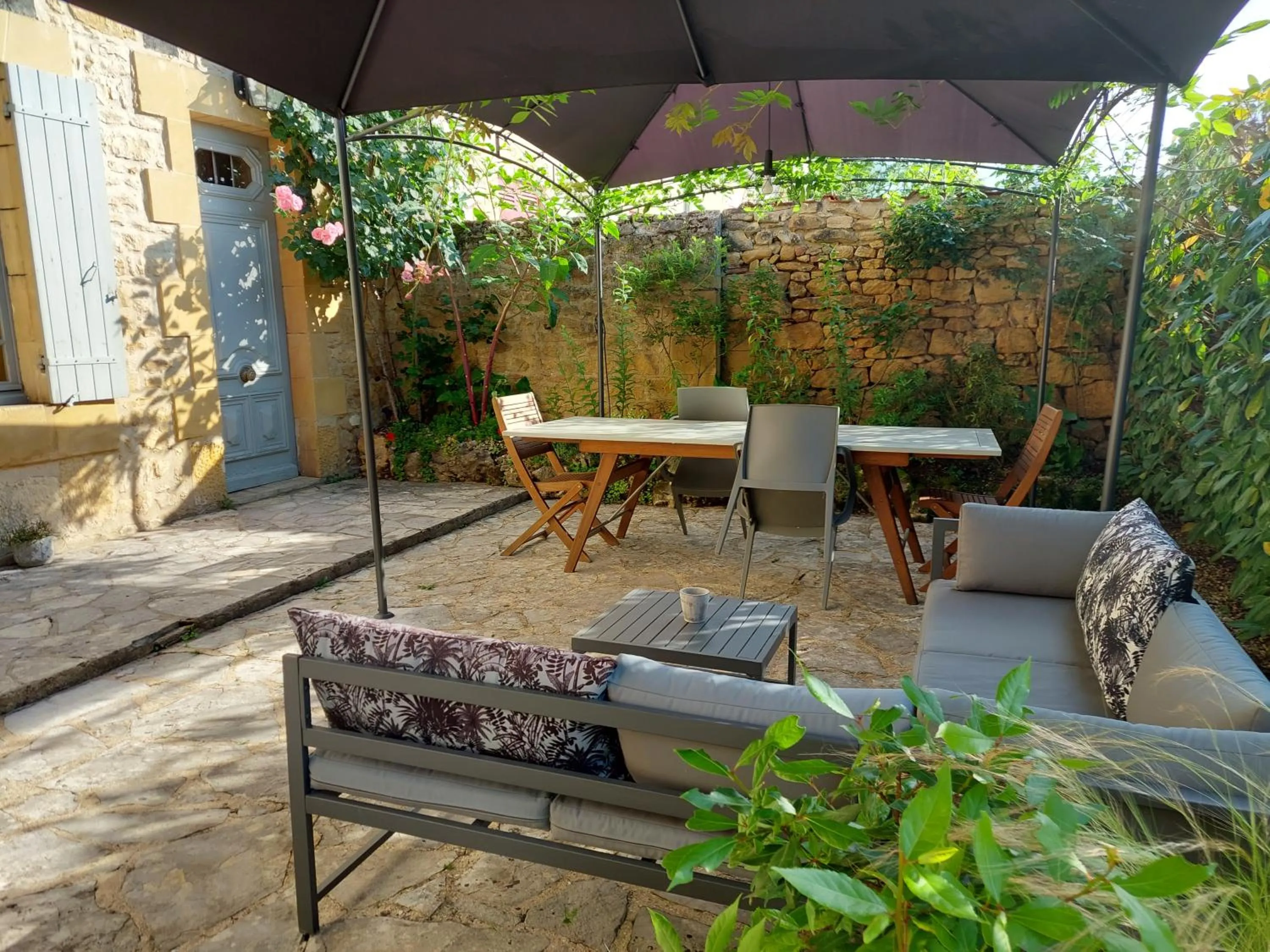 Balcony/Terrace in Rue du Château