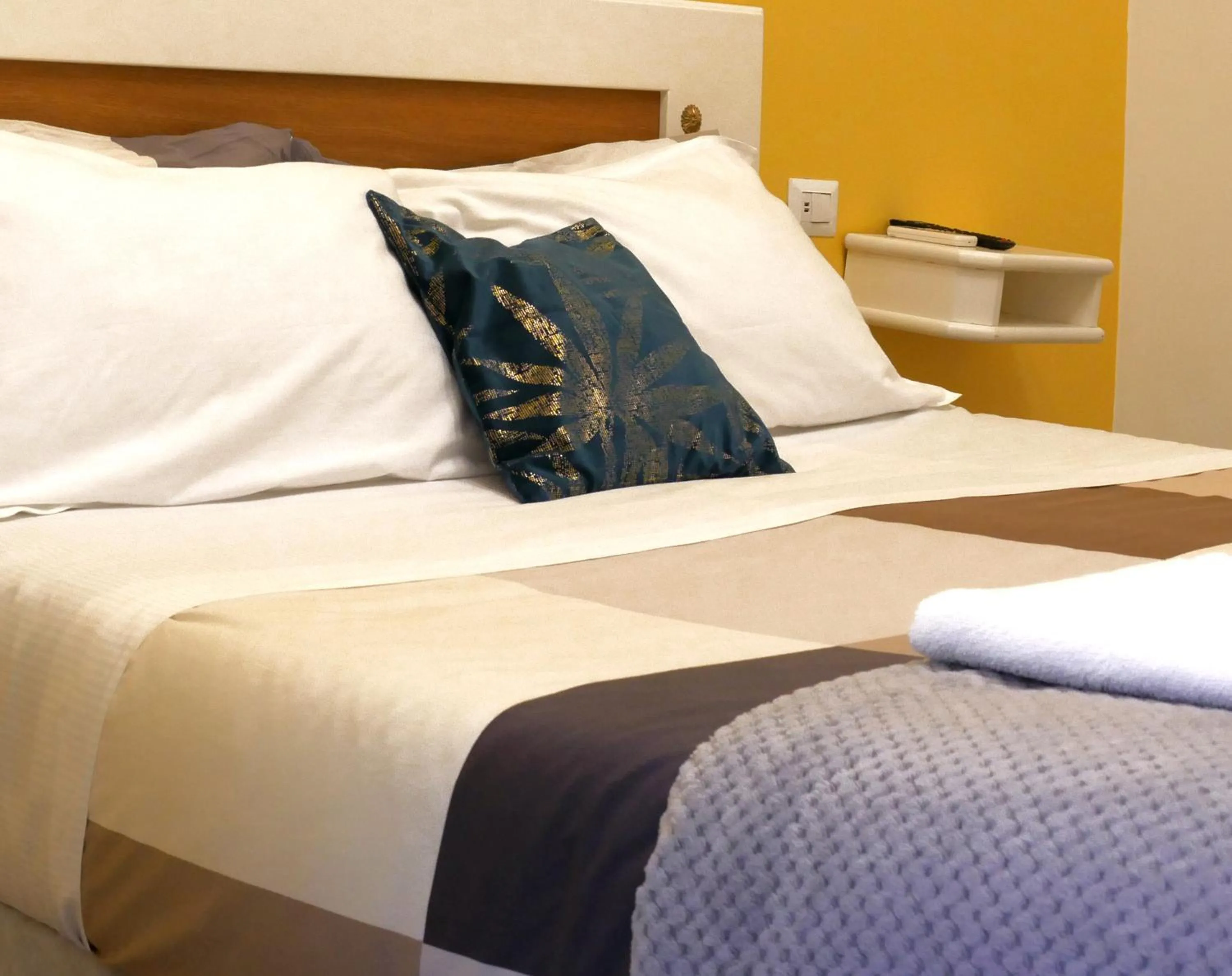 Photo of the whole room, Bed in Firenze32