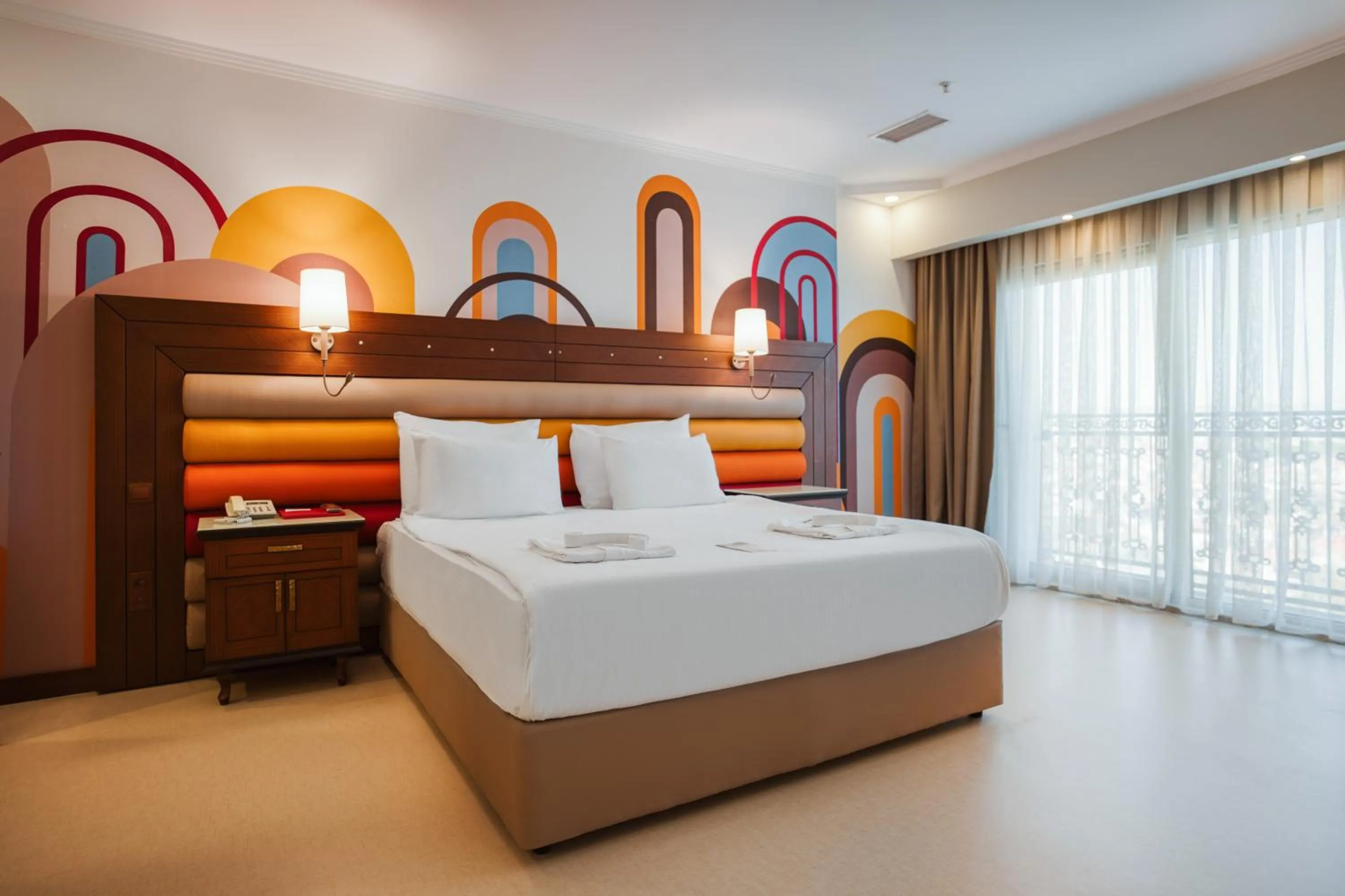 Bed in Megasaray Westbeach Antalya