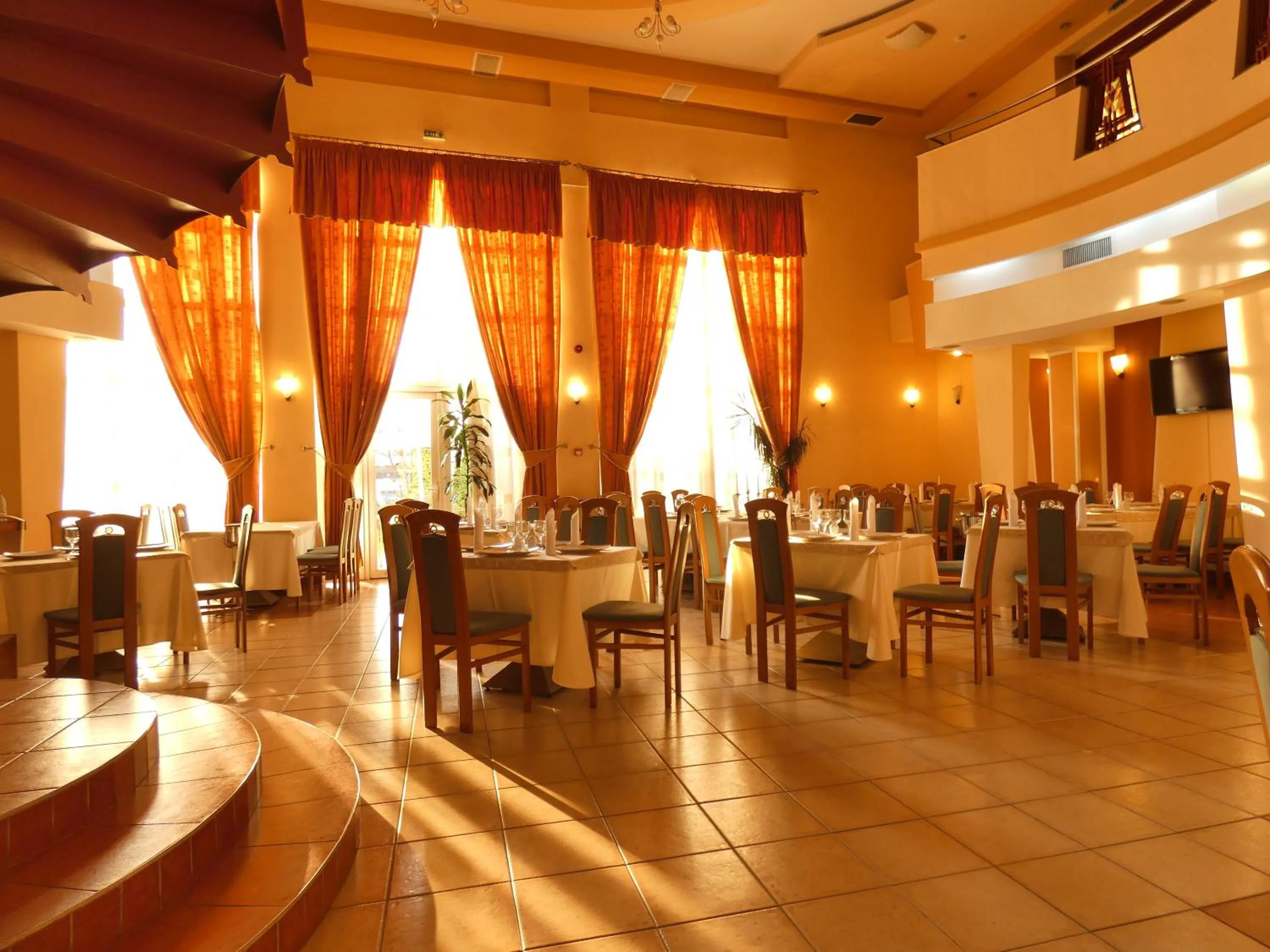 Restaurant/places to eat in Eurohotel
