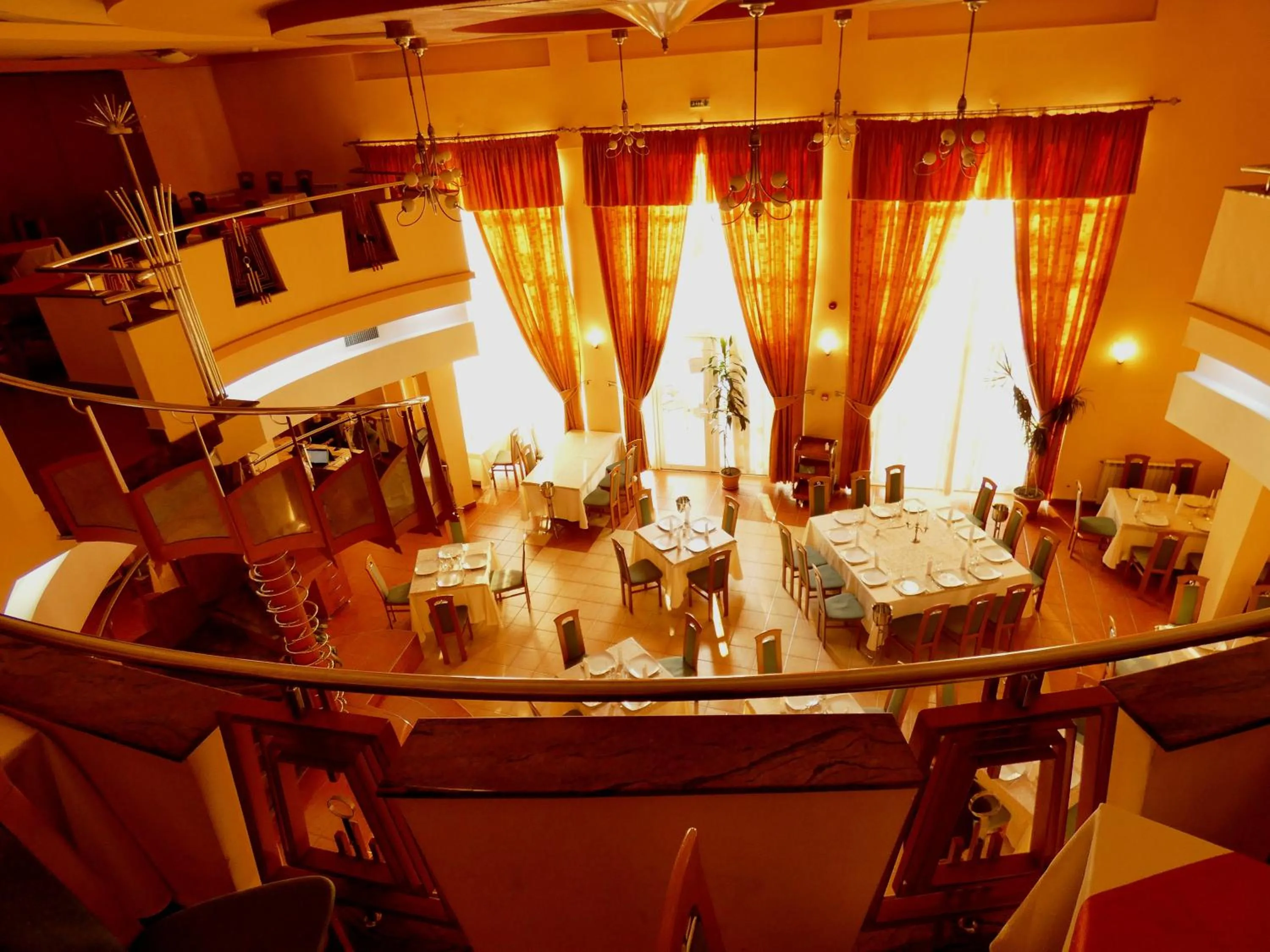 Restaurant/places to eat in Eurohotel