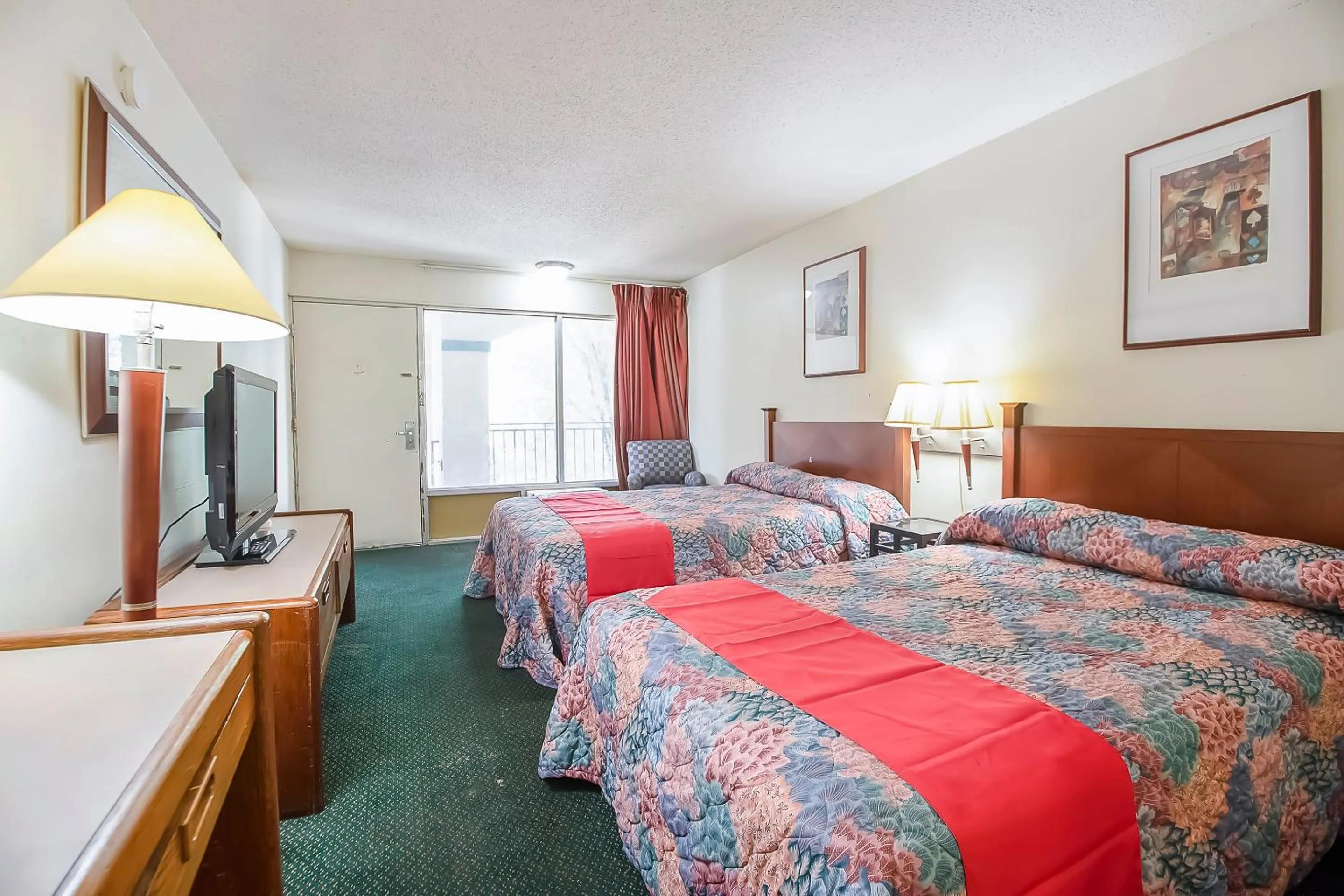 Bedroom, Bed in Hotel O Daylight Inn Elkhart I-90, IN