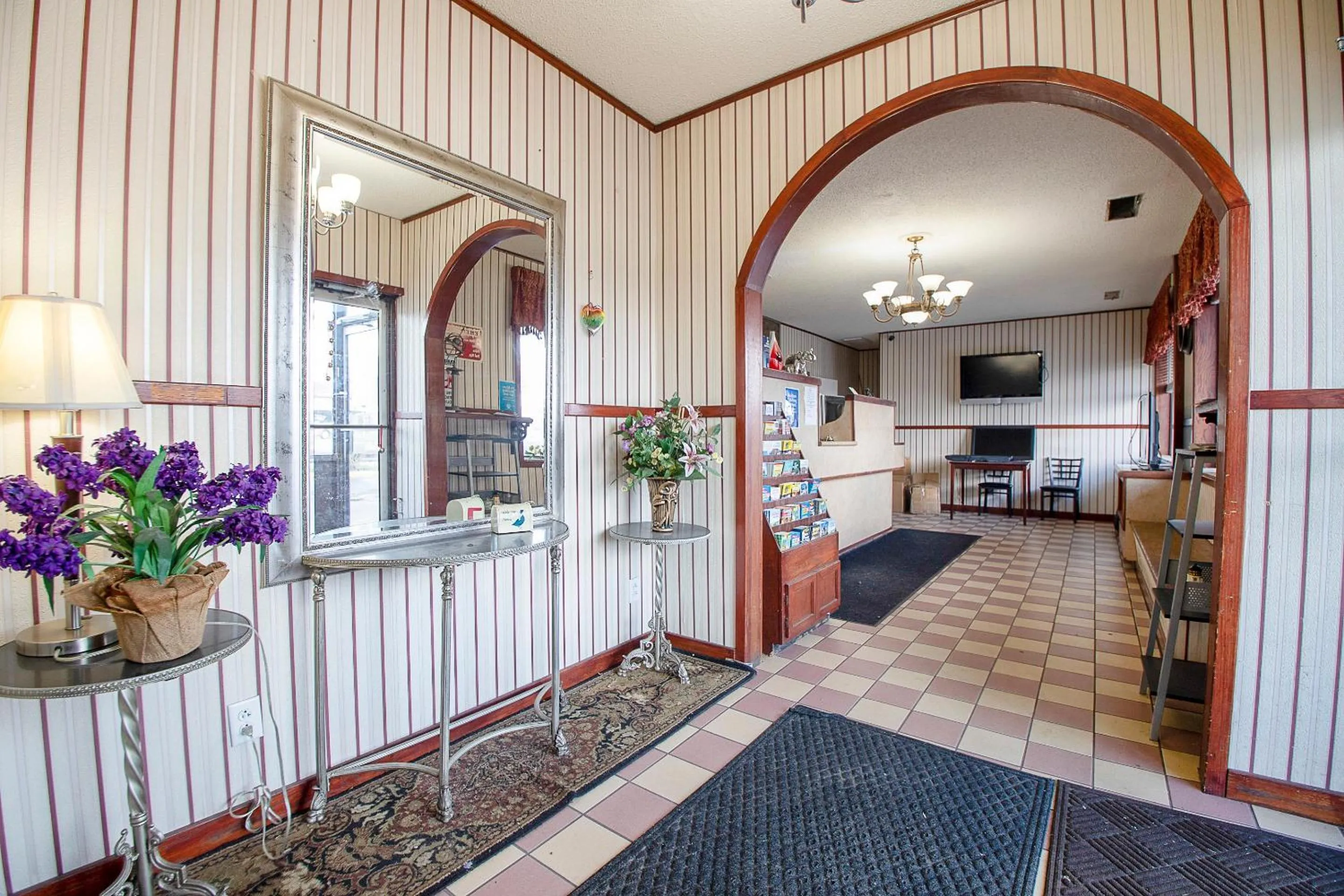 Lobby or reception in Hotel O Daylight Inn Elkhart I-90, IN