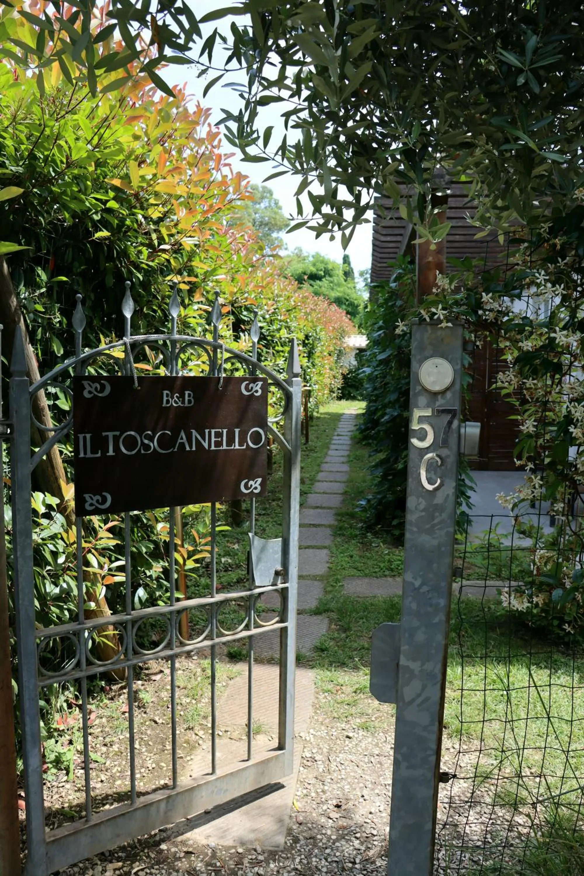Facade/entrance in Il Toscanello
