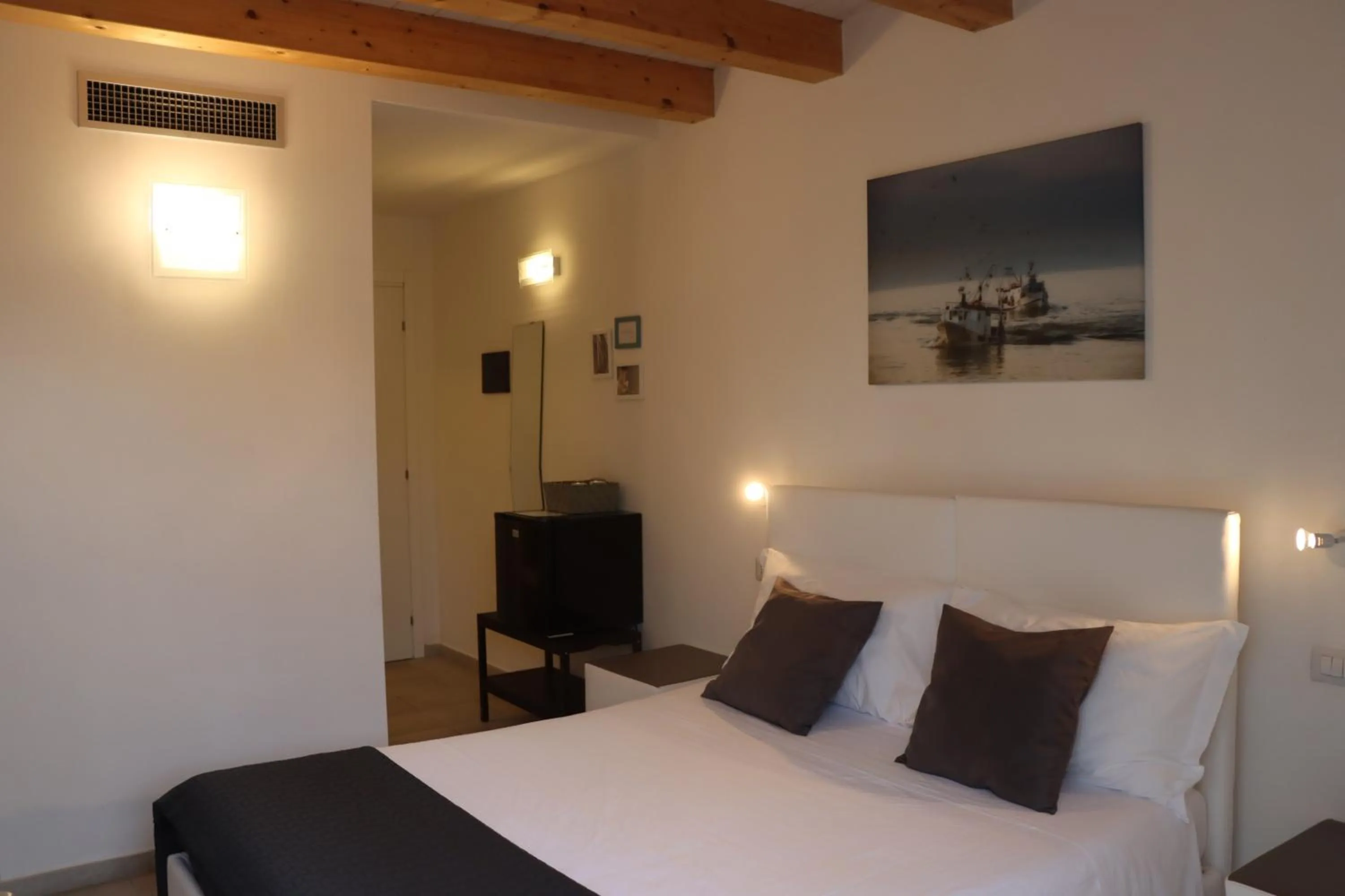 Decorative detail, Bed in Il Toscanello