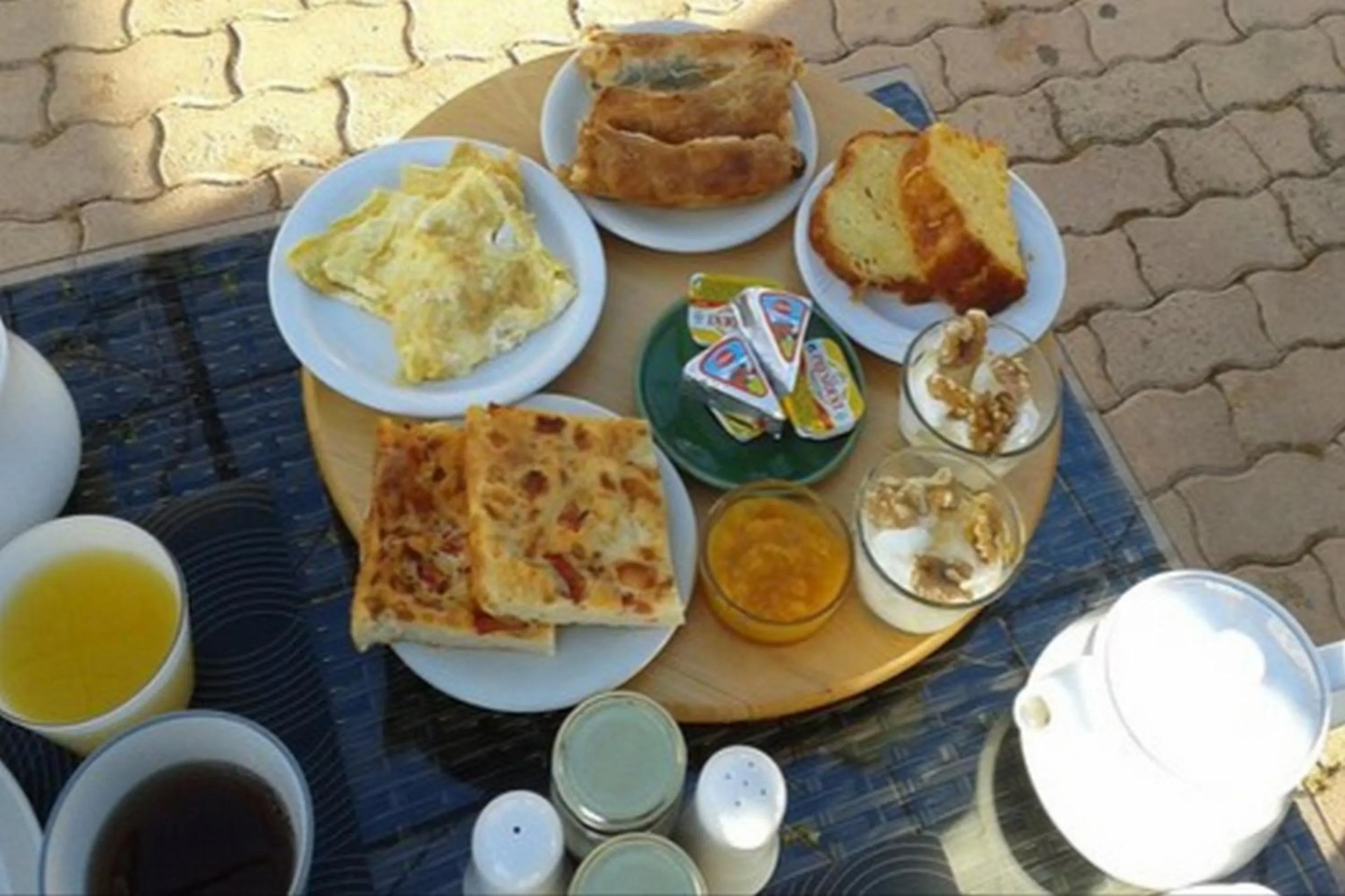 Breakfast in Voulamandis House