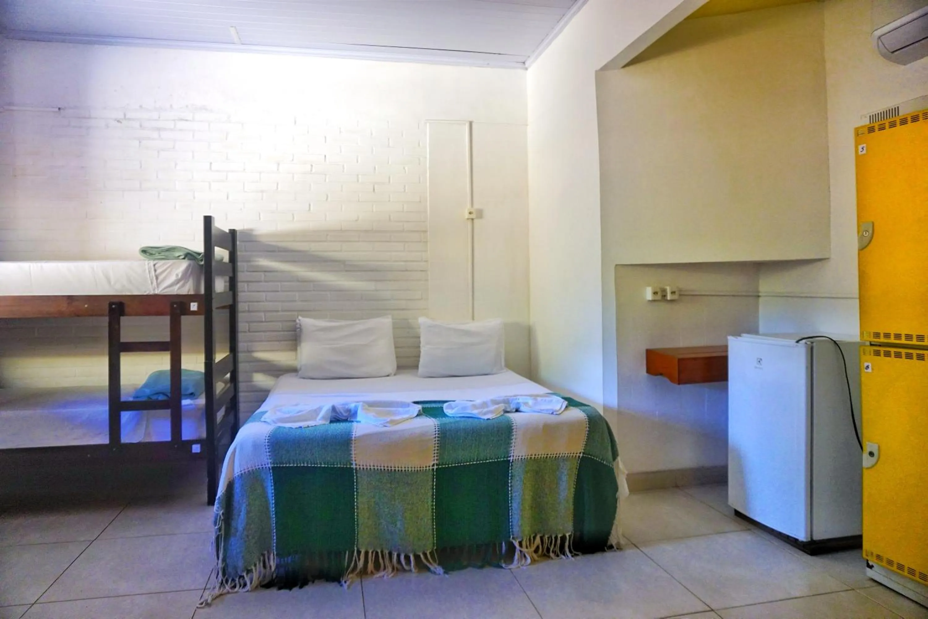 Photo of the whole room, Bed in Biergarten Hostel