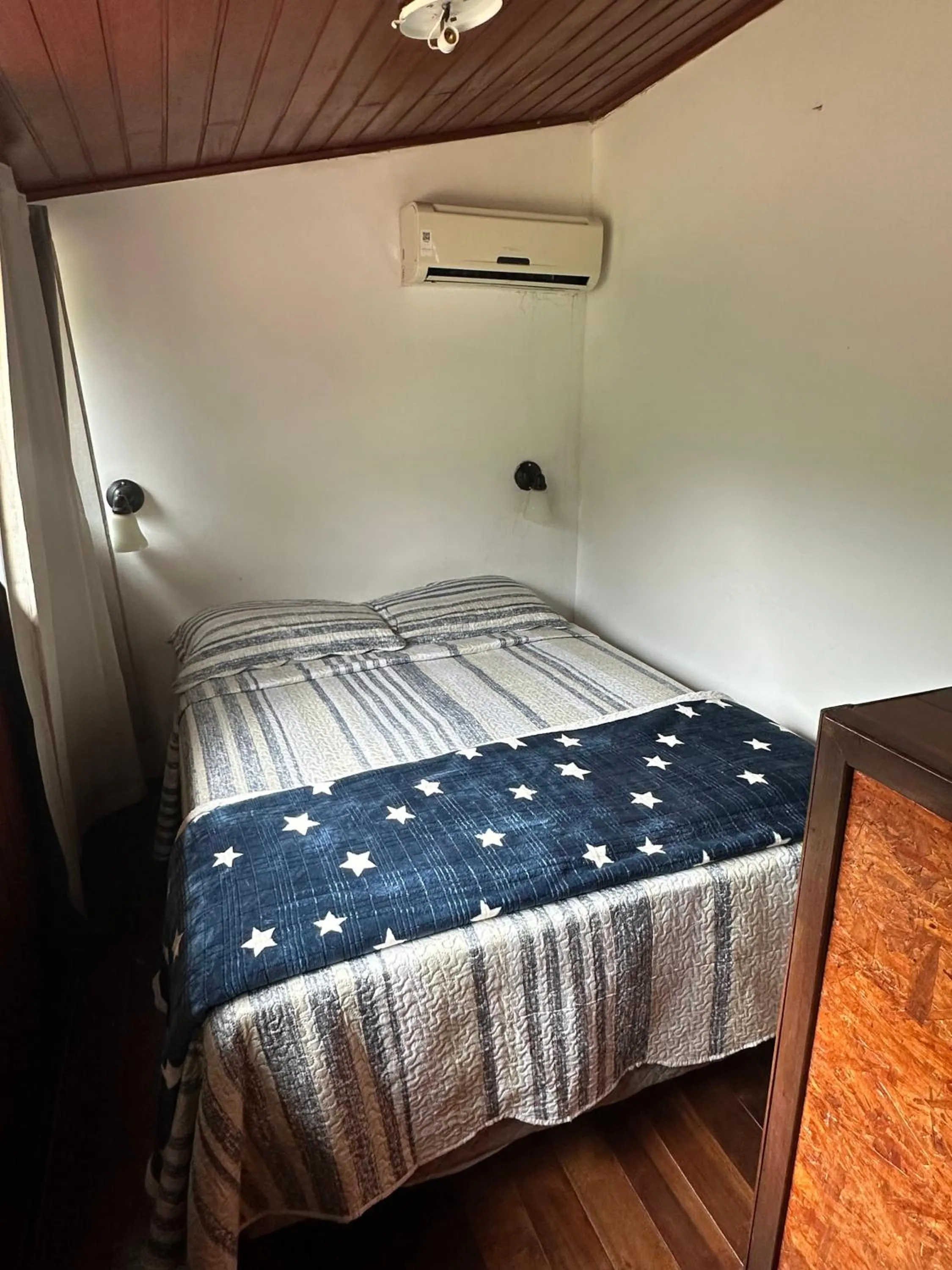 Bed in Biergarten Hostel