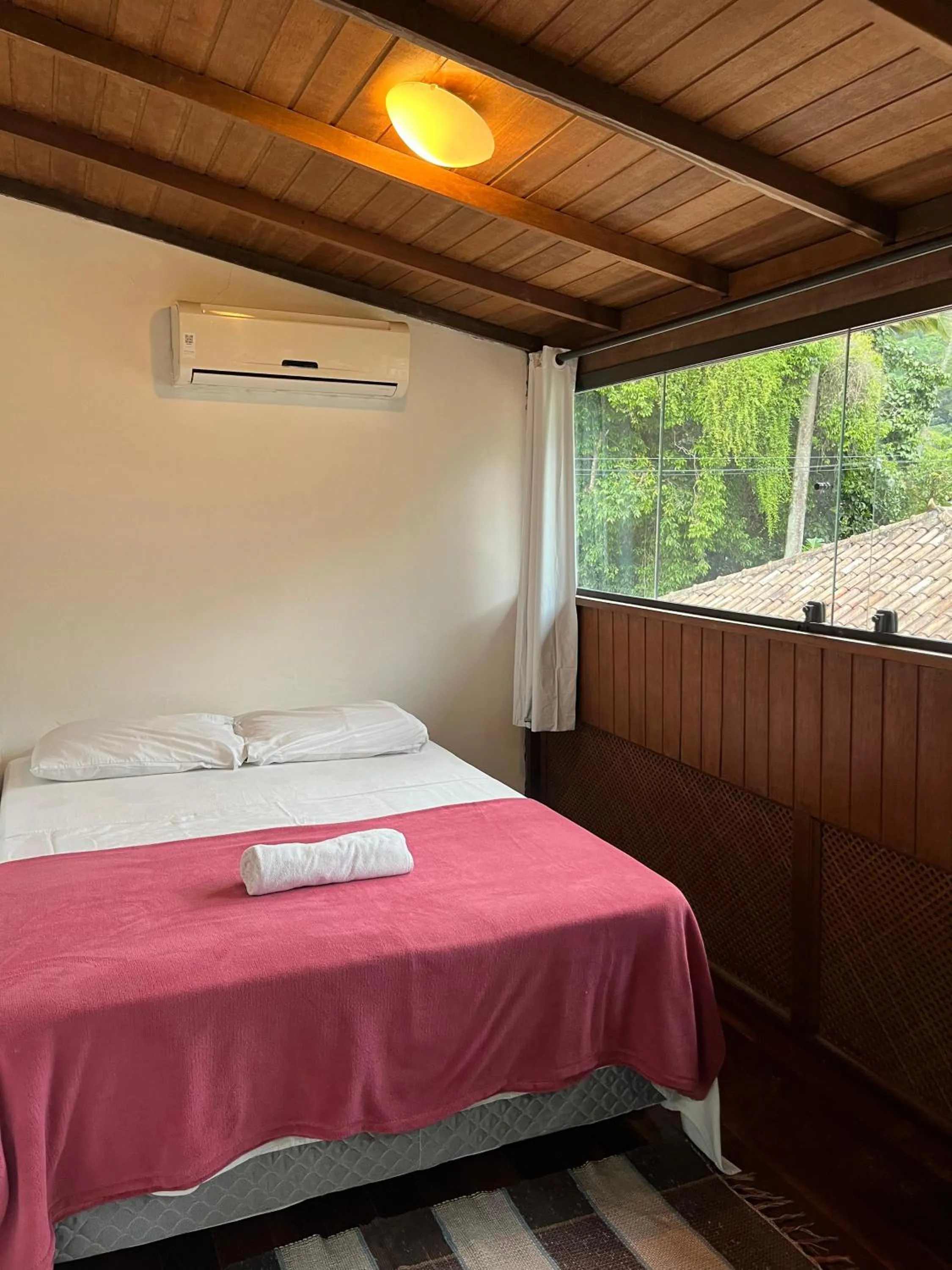 Bed in Biergarten Hostel