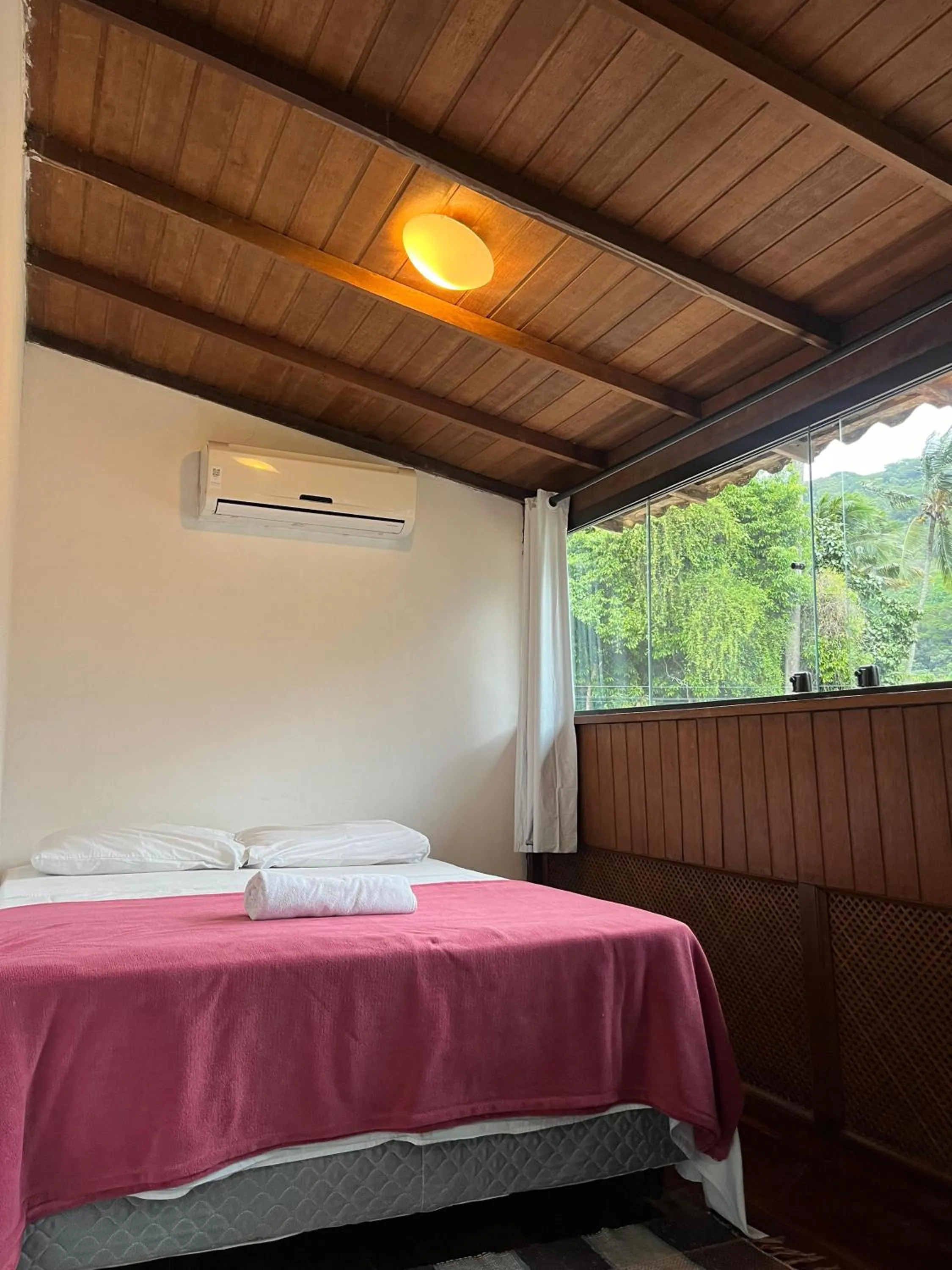 Bed in Biergarten Hostel