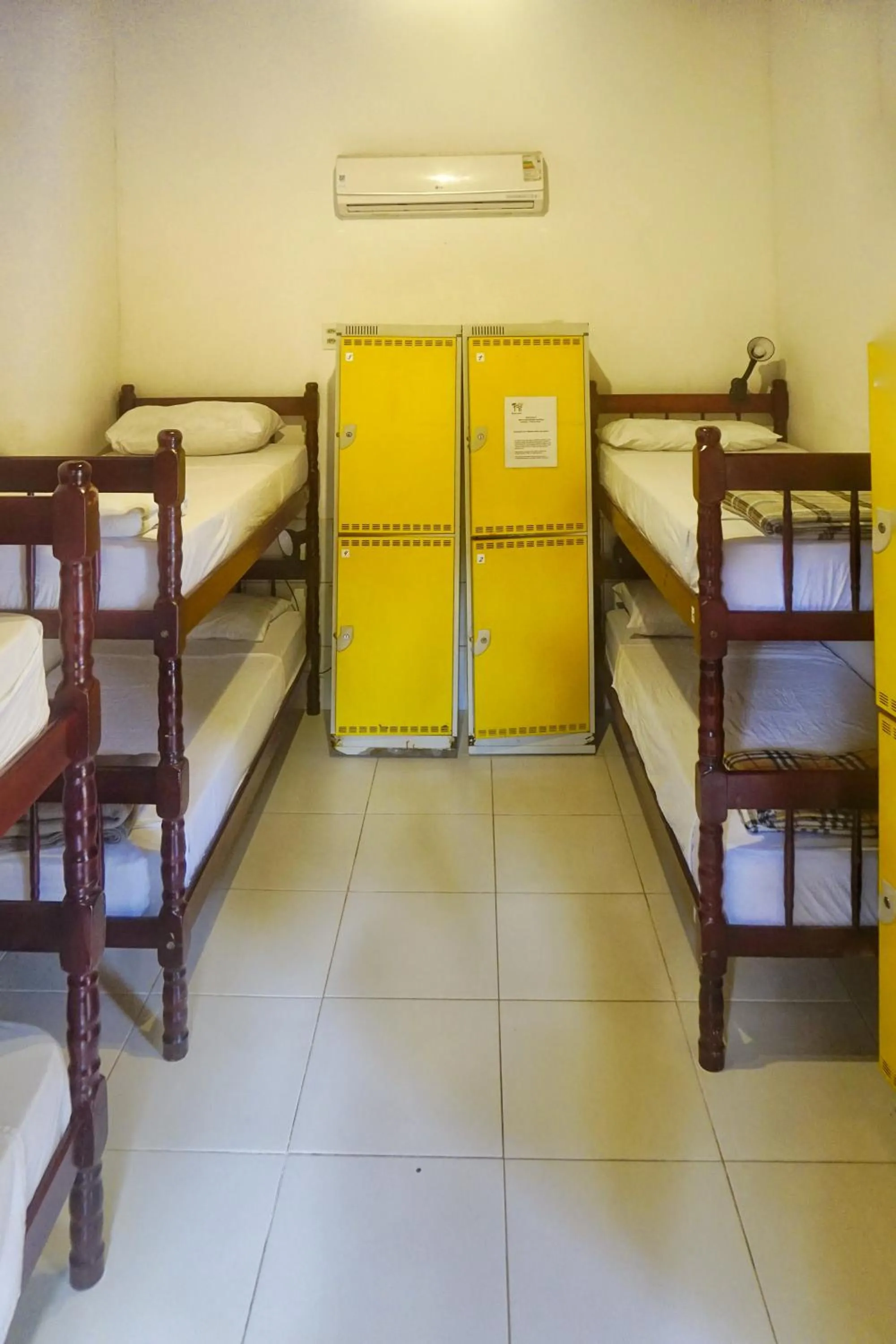 Photo of the whole room, Bed in Biergarten Hostel