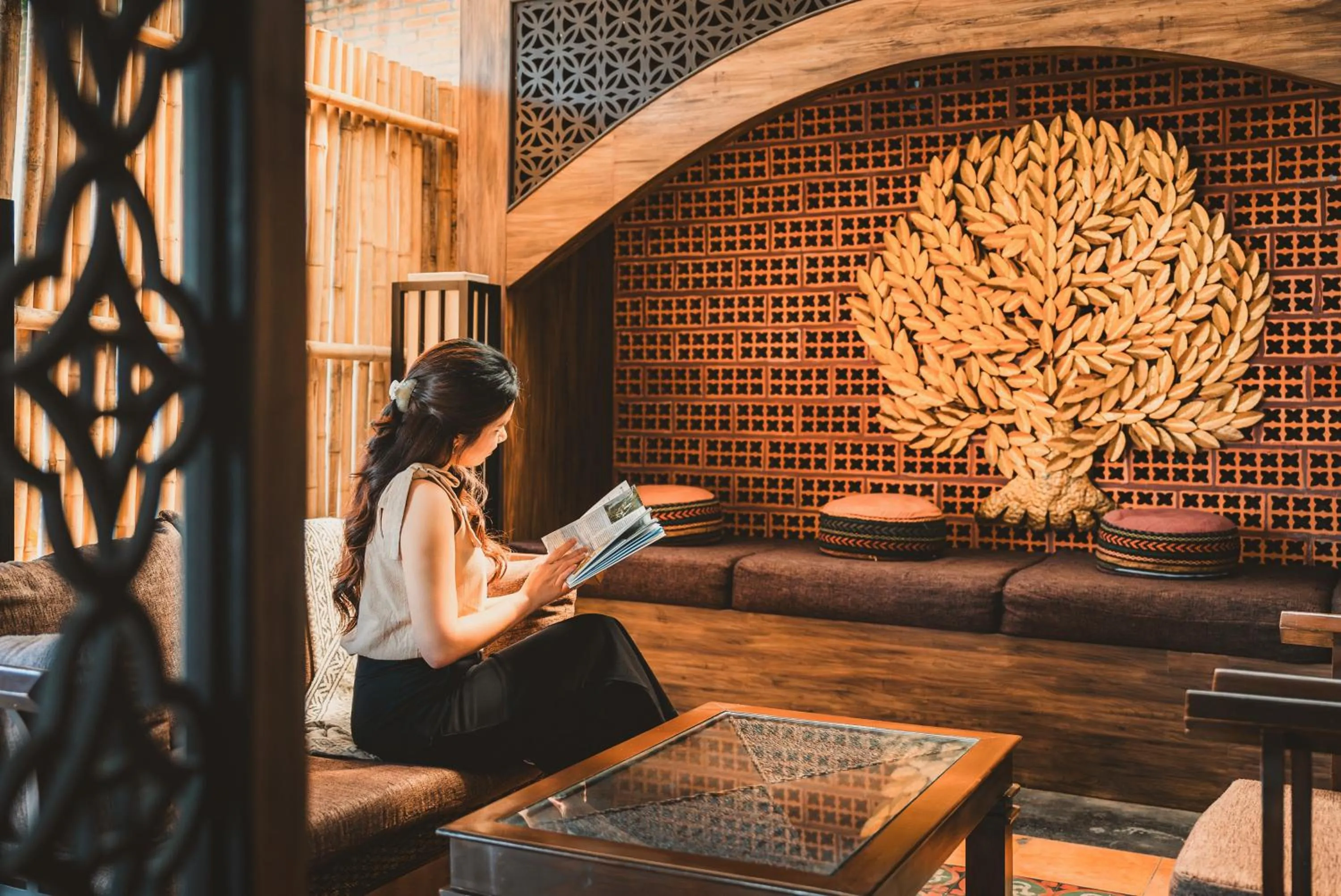 Lobby or reception in THEE Kashatharn by TH District