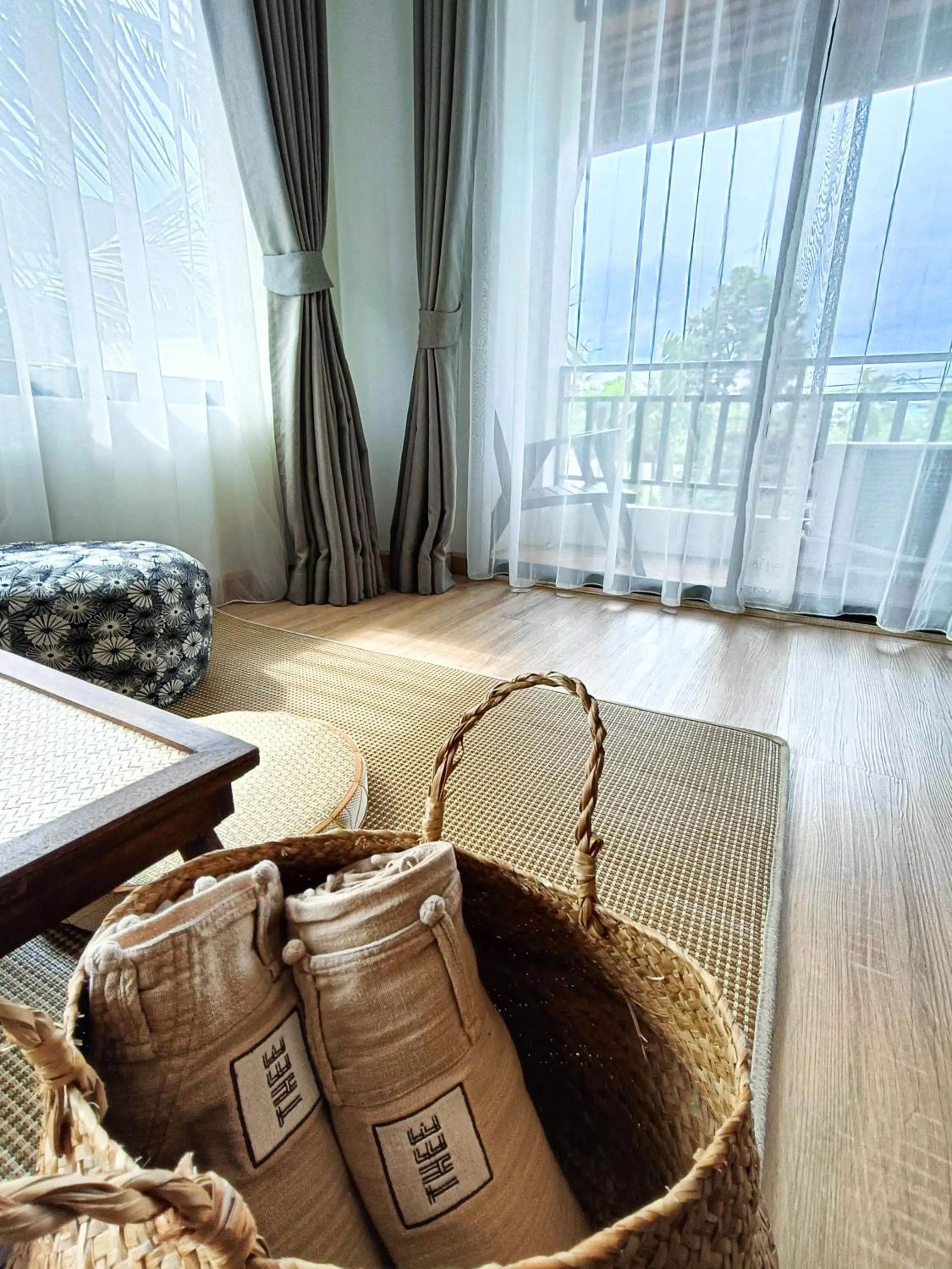 wardrobe, Bed in THEE Kashatharn by TH District