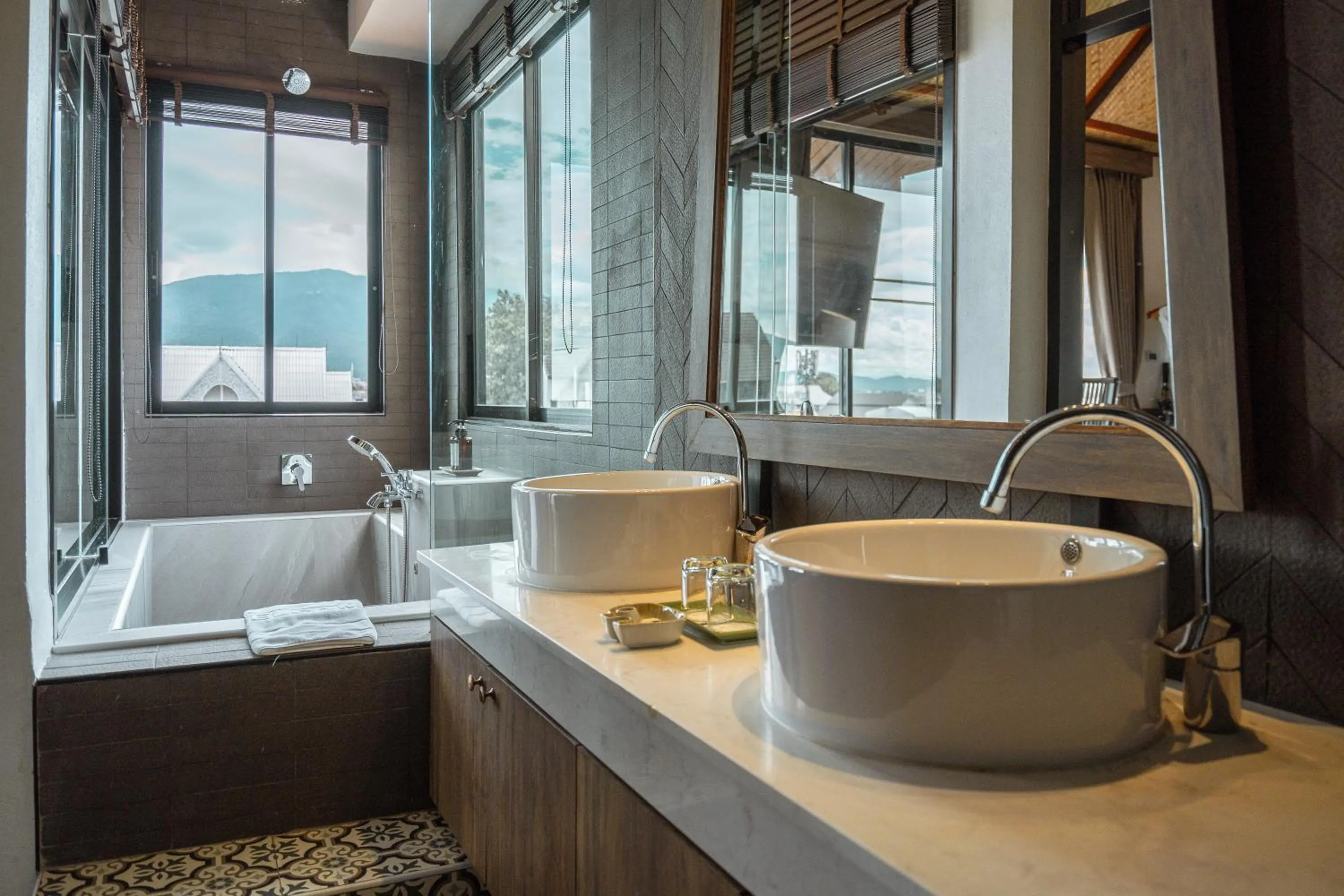 Bathroom in THEE Kashatharn by TH District