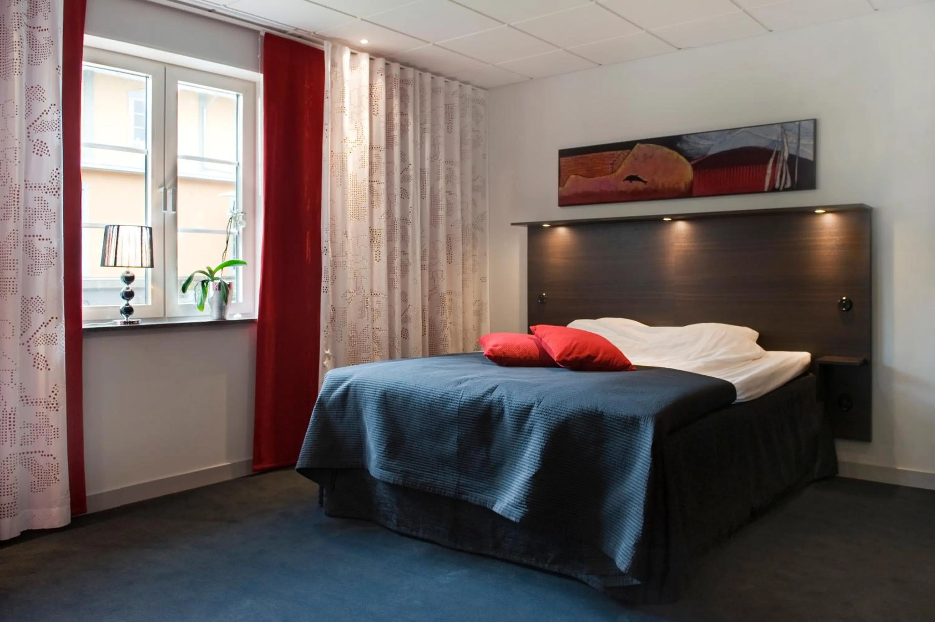 Bed in Lumber & Karle