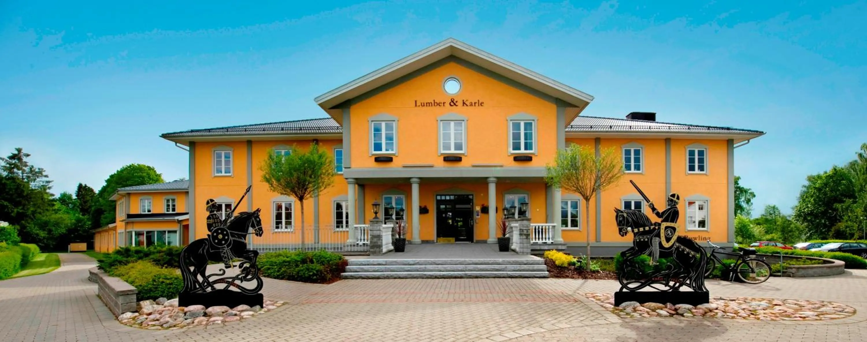 Facade/entrance in Lumber & Karle