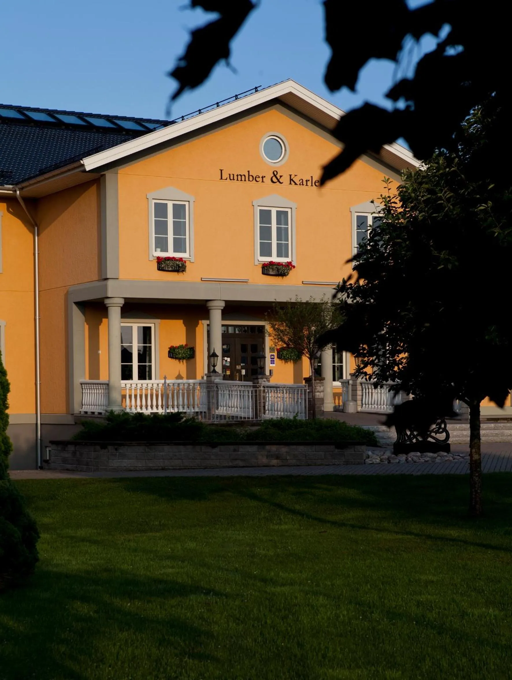 Property building in Lumber & Karle