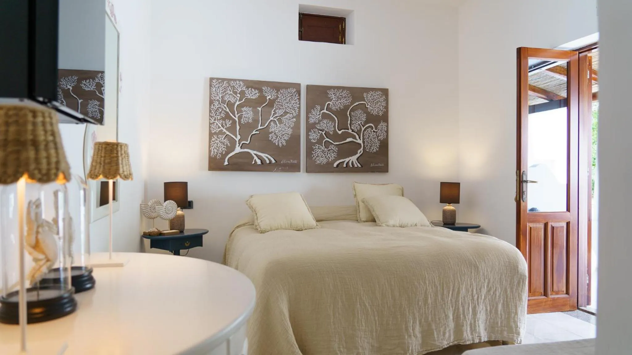 Photo of the whole room, Bed in Hotel Oasi