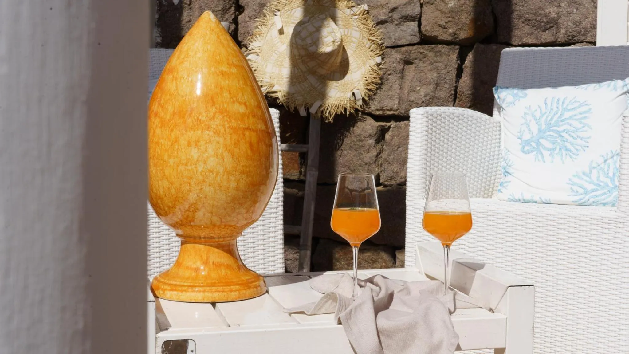 Decorative detail in Hotel Oasi