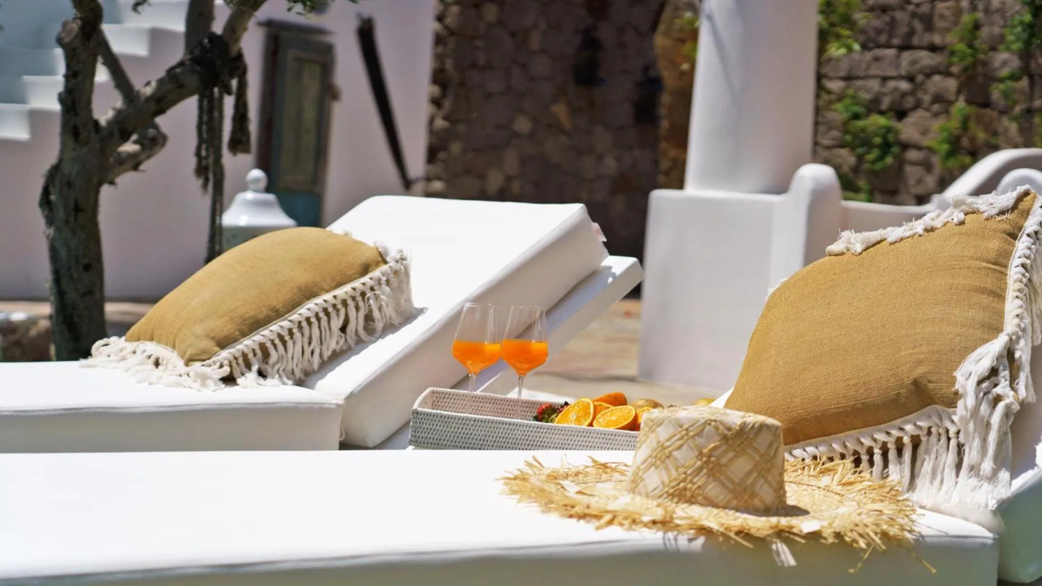 Decorative detail in Hotel Oasi