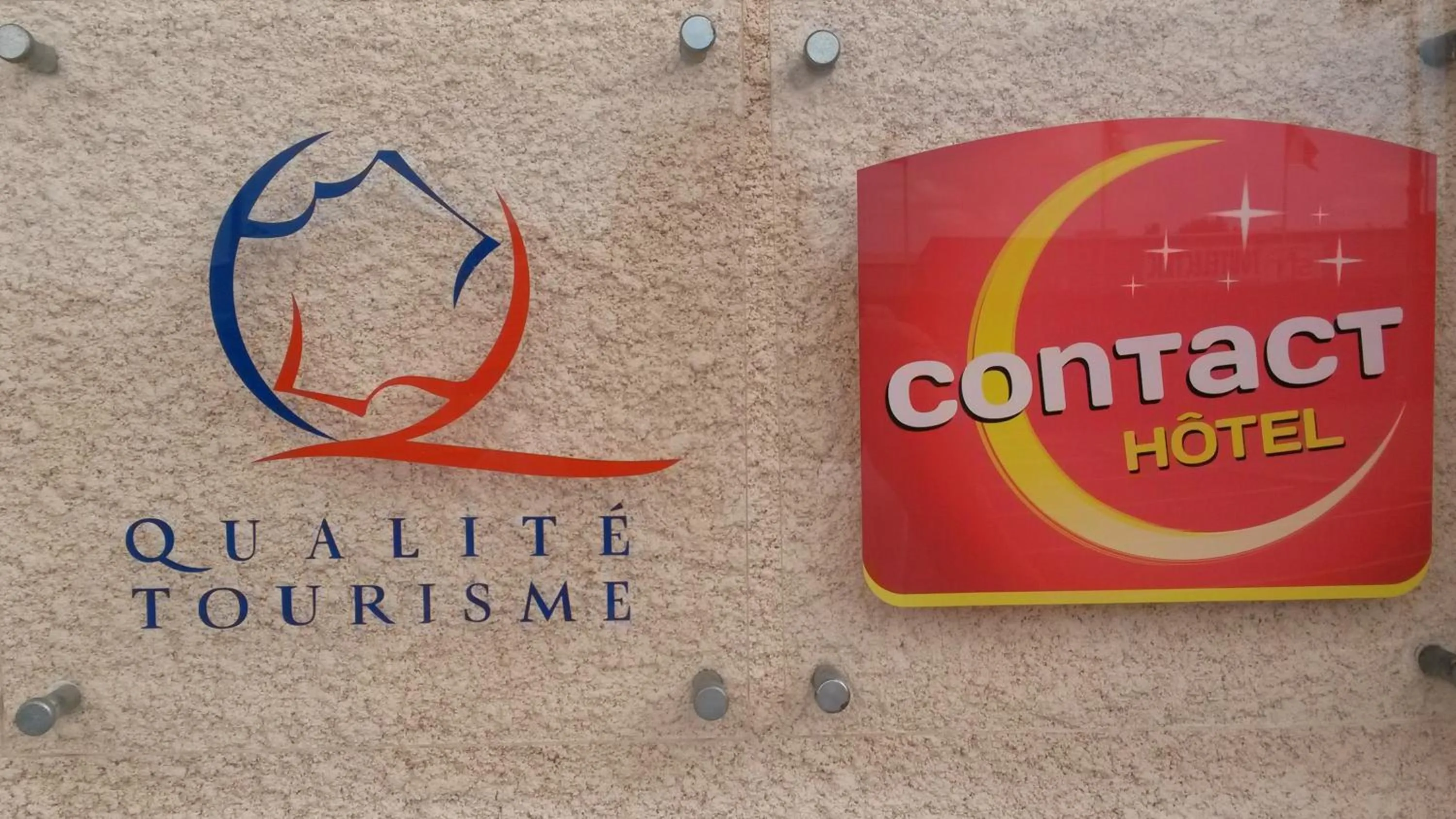 Property logo or sign in Tour Hôtel