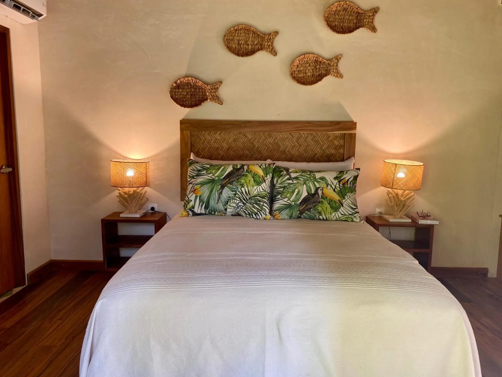 Photo of the whole room, Bed in Luxury Private Villas , Private Pool, Private garden, Jacuzzi, 24hours security