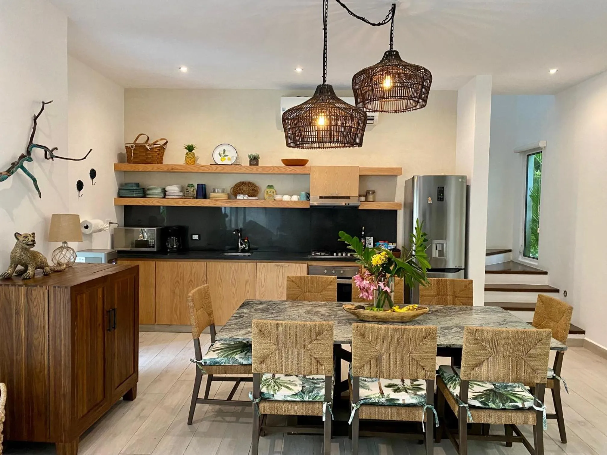 Kitchen or kitchenette in Luxury Private Villas , Private Pool, Private garden, Jacuzzi, 24hours security