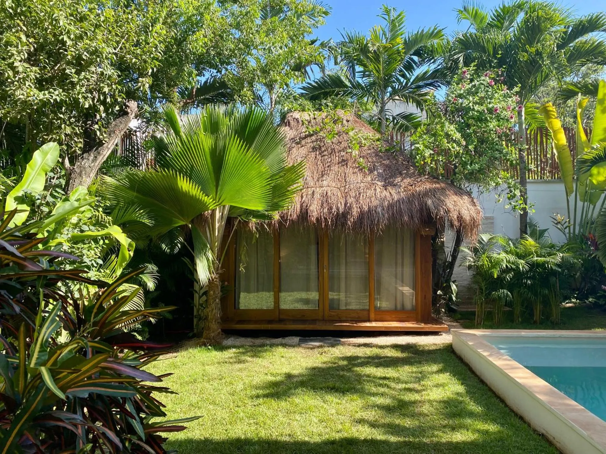 Property building in Luxury Private Villas , Private Pool, Private garden, Jacuzzi, 24hours security