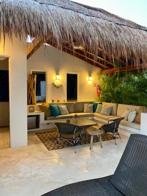 Luxury Private Villas , Private Pool, Private garden, Jacuzzi, 24hours security